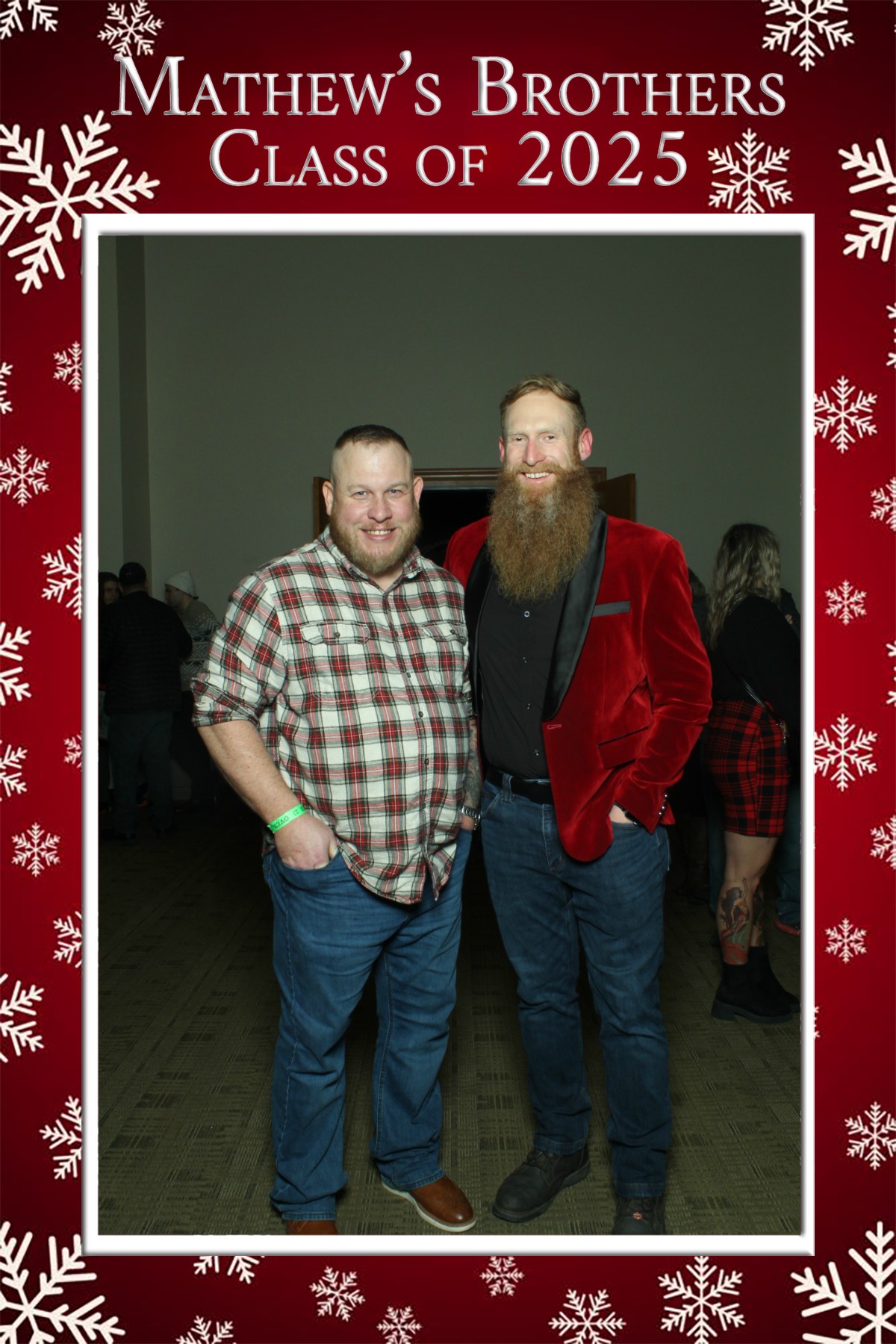 Mathew's Brothers Holiday Party 2025 | View more photos from the event at gallery.mainemagicmirror.com/u/MaineMagicMirror/Mathews-Brothers-Holiday-Party-2025