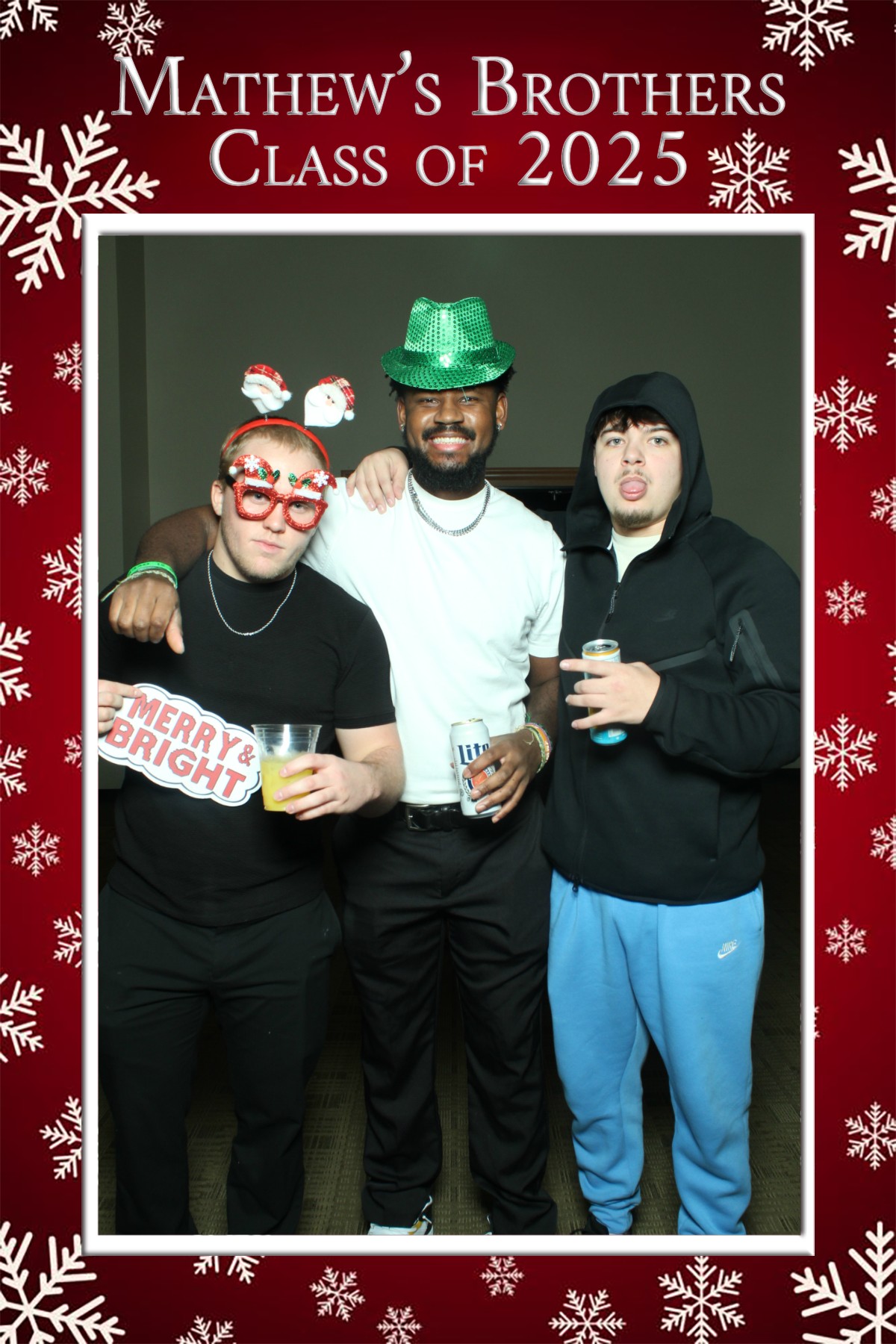 Mathew's Brothers Holiday Party 2025 | View more photos from the event at gallery.mainemagicmirror.com/u/MaineMagicMirror/Mathews-Brothers-Holiday-Party-2025