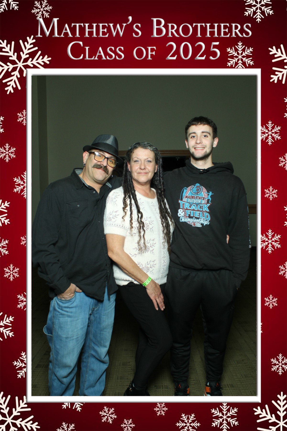 Mathew's Brothers Holiday Party 2025 | View more photos from the event at gallery.mainemagicmirror.com/u/MaineMagicMirror/Mathews-Brothers-Holiday-Party-2025