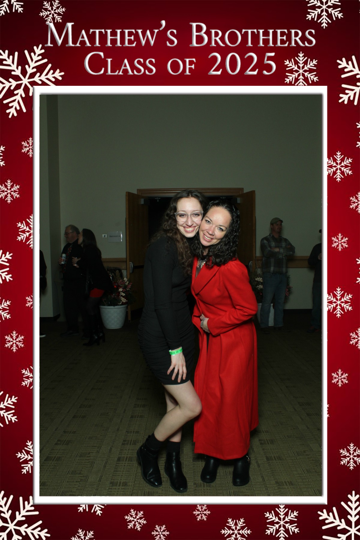 Mathew's Brothers Holiday Party 2025 | View more photos from the event at gallery.mainemagicmirror.com/u/MaineMagicMirror/Mathews-Brothers-Holiday-Party-2025