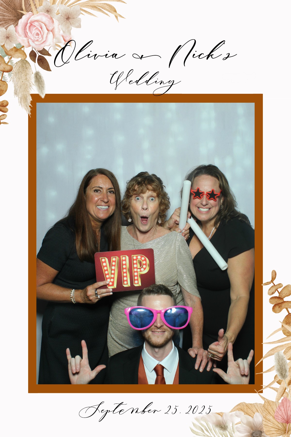 Olivia & Nick's Wedding | View more photos from the event at gallery.mainemagicmirror.com/u/MaineMagicMirror/Olivia-Nicks-Wedding