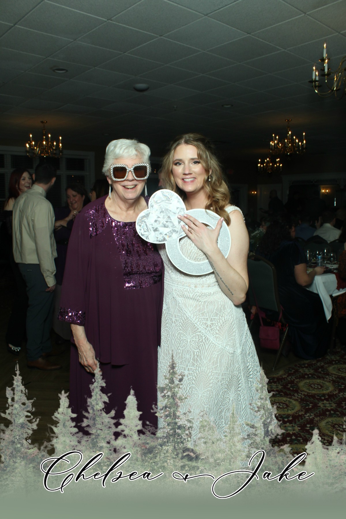 Chelsea & Jake | View more photos from the event at gallery.mainemagicmirror.com/u/MaineMagicMirror/Chelsea-Jake