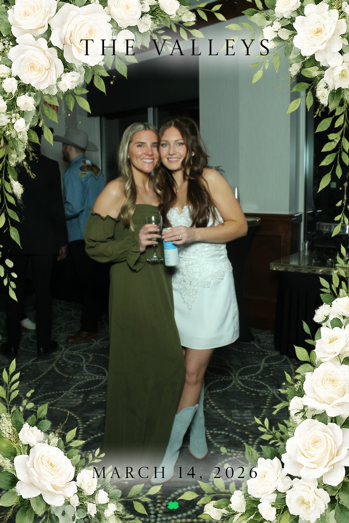 Moriah and Spencer Wedding | View more photos from the event at gallery.mainemagicmirror.com/u/MaineMagicMirror/Moriah-and-Spencer-Wedding