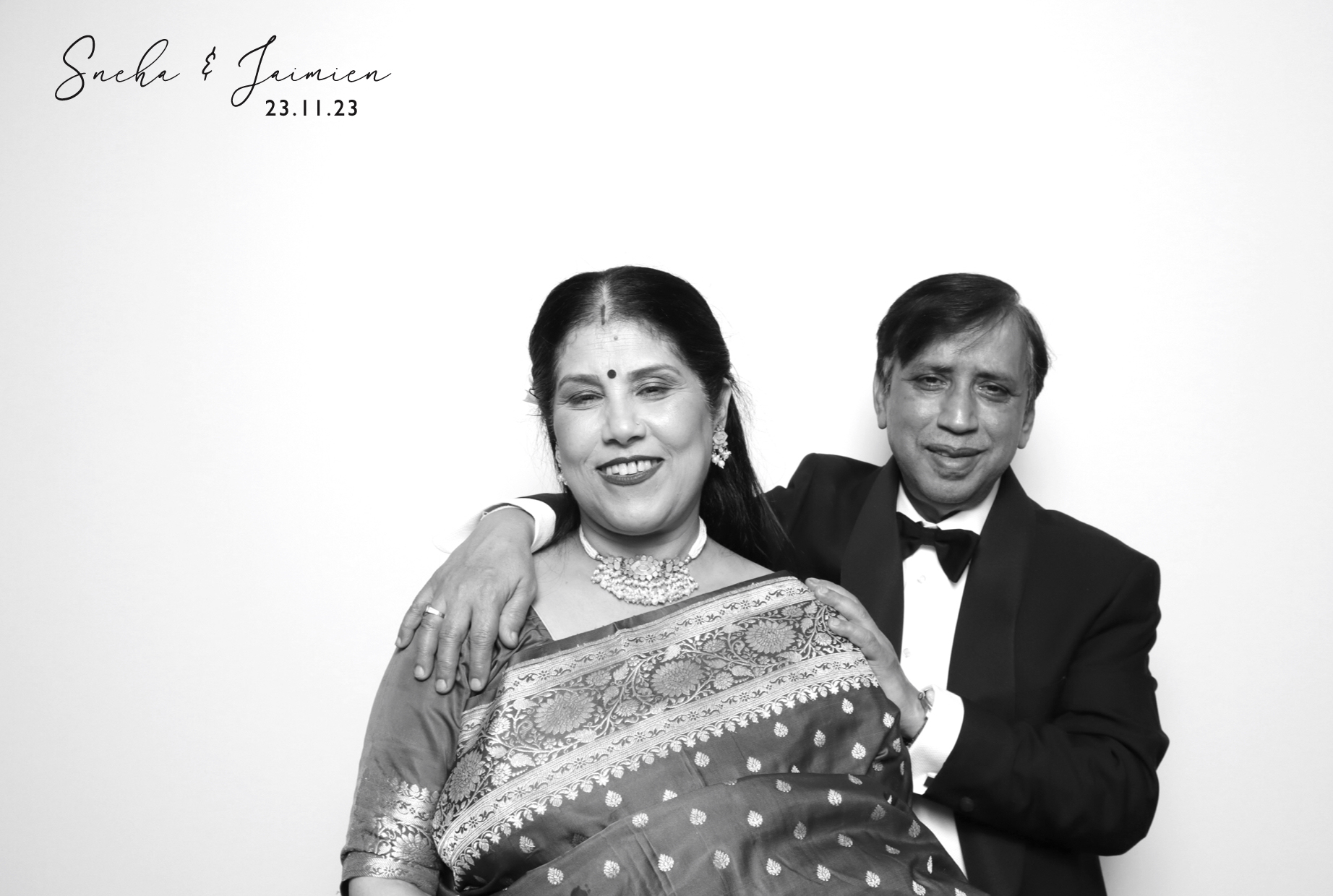 Sneha & Jaimien | View more photos from the event at images.mobile-photo-booth.com/u/MobilePhotoBoothUK/Sneha-Jaimien