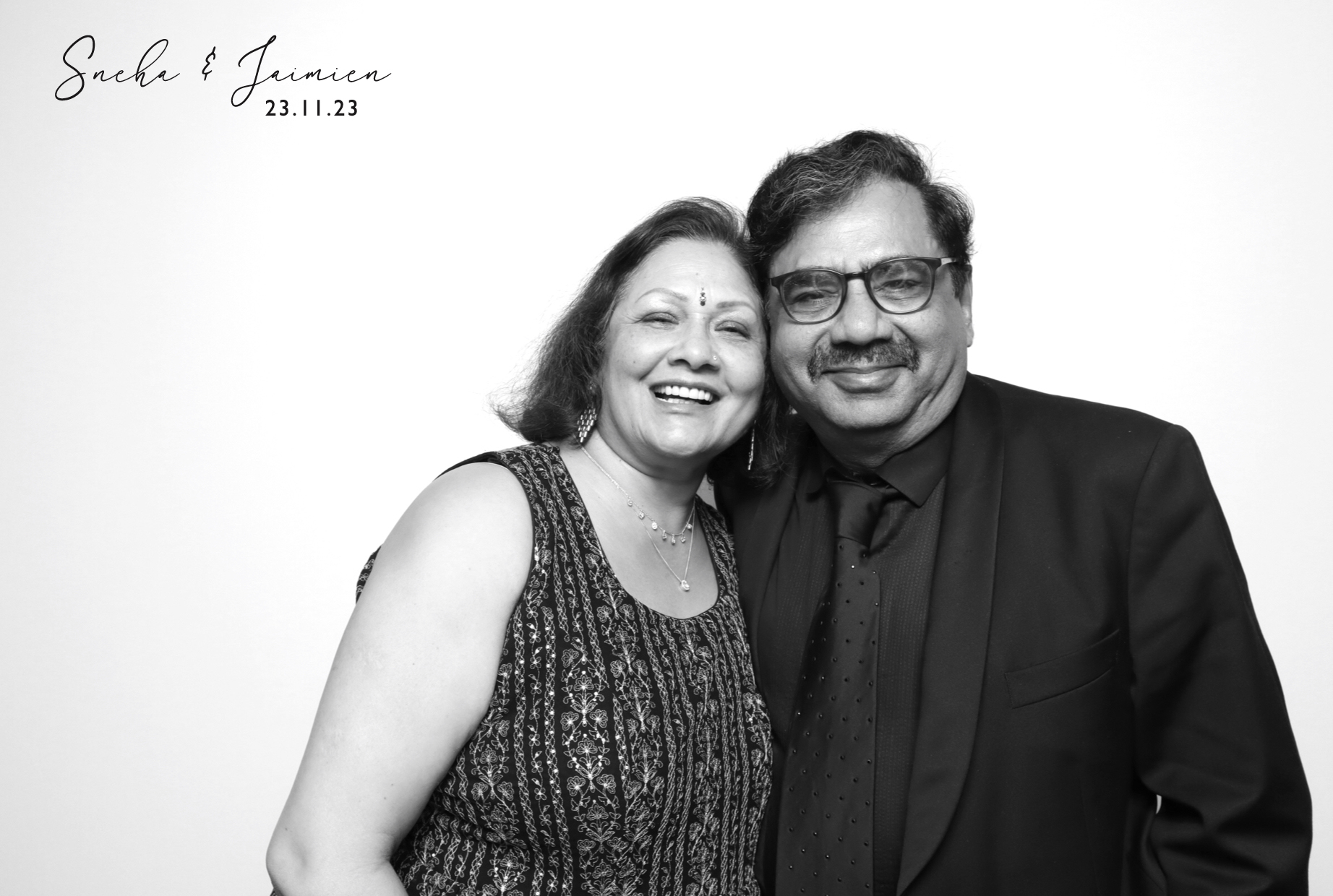 Sneha & Jaimien | View more photos from the event at images.mobile-photo-booth.com/u/MobilePhotoBoothUK/Sneha-Jaimien