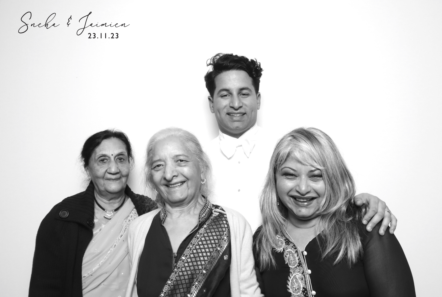 Sneha & Jaimien | View more photos from the event at images.mobile-photo-booth.com/u/MobilePhotoBoothUK/Sneha-Jaimien