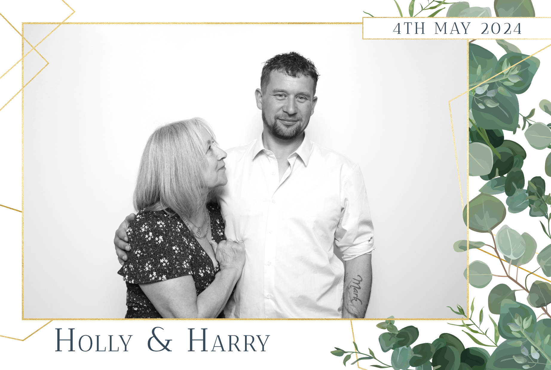 Holly & Harry | View more photos from the event at images.mobile-photo-booth.com/u/MobilePhotoBoothUK/Holly-Harry