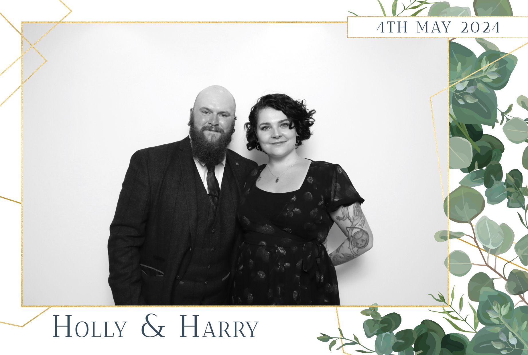 Holly & Harry | View more photos from the event at images.mobile-photo-booth.com/u/MobilePhotoBoothUK/Holly-Harry