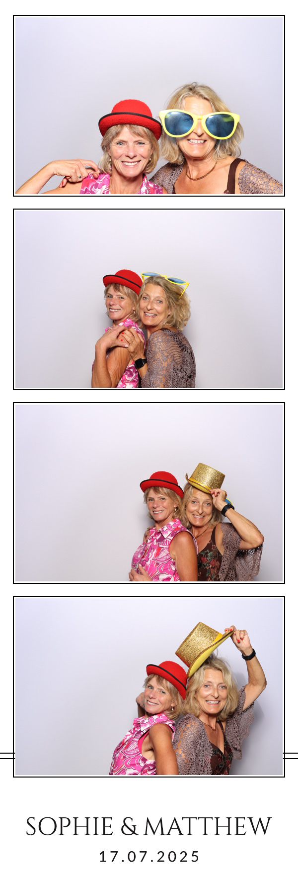 Sophie & Matthew | View more photos from the event at images.mobile-photo-booth.com/u/MobilePhotoBoothUK/Sophie-Matthew