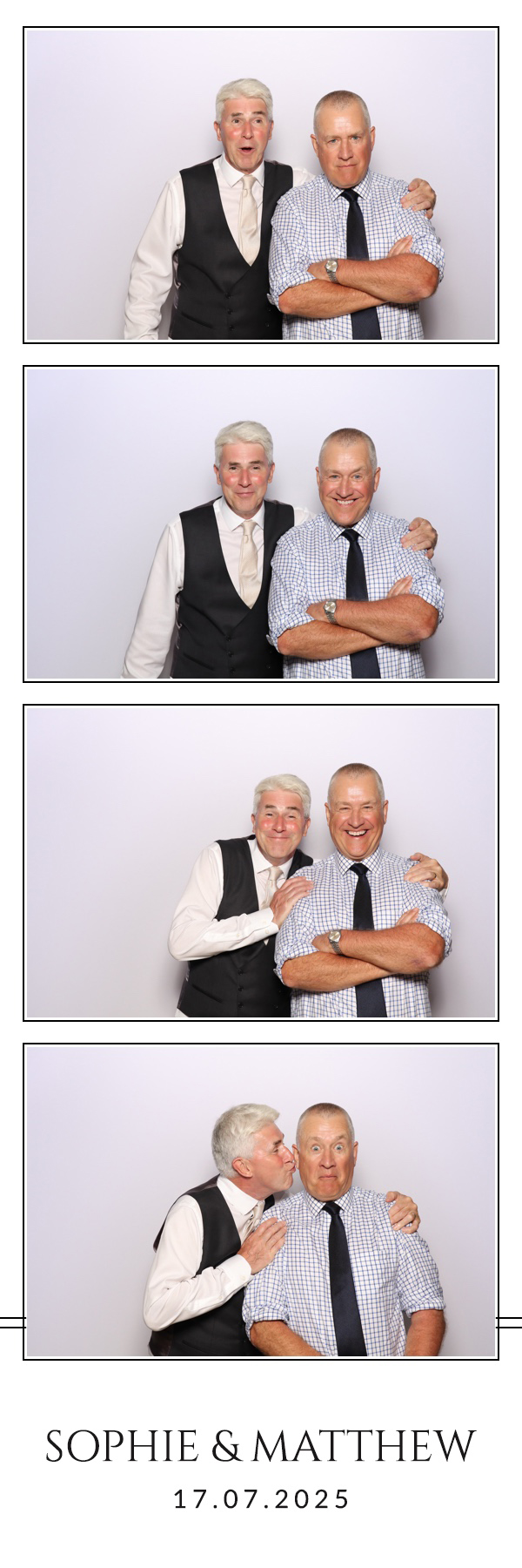 Sophie & Matthew | View more photos from the event at images.mobile-photo-booth.com/u/MobilePhotoBoothUK/Sophie-Matthew