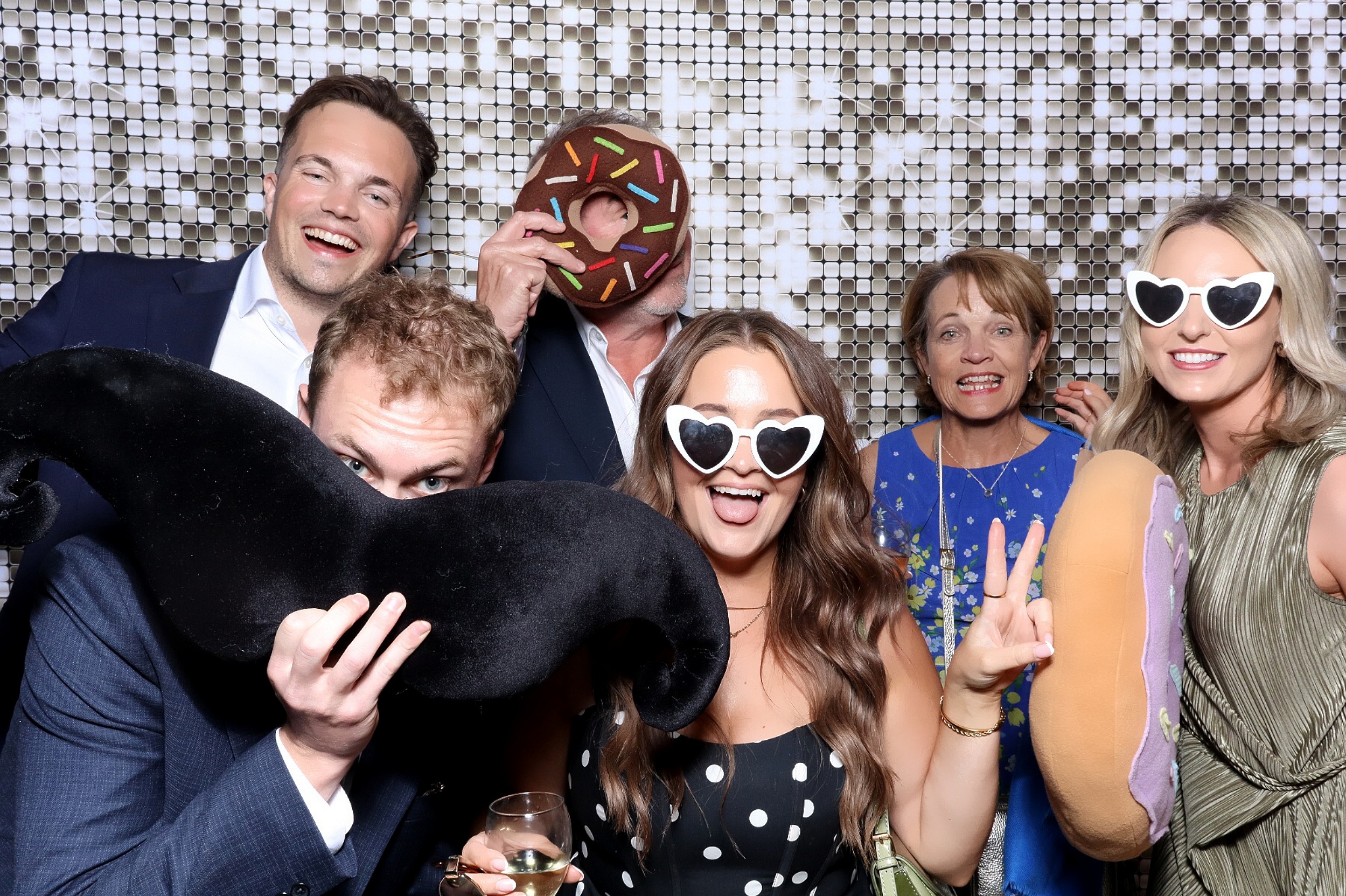Eloise & Sam | View more photos from the event at v1.boothgallery.com/u/MooMuu-Photo-Booths/Eloise-Sam
