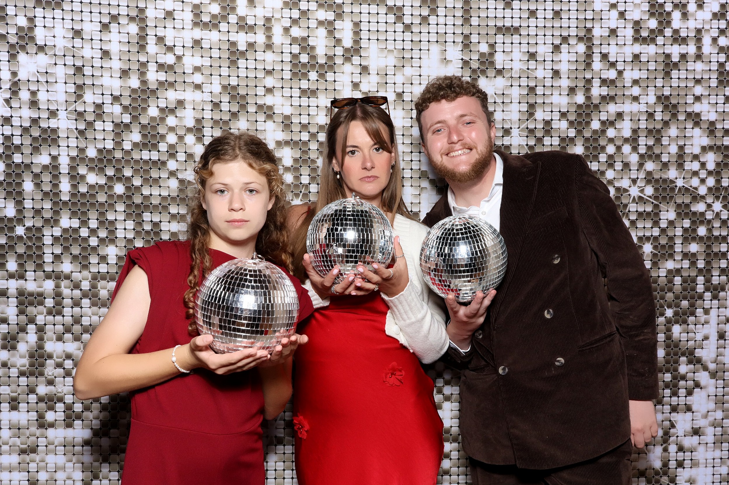 Eloise & Sam | View more photos from the event at v1.boothgallery.com/u/MooMuu-Photo-Booths/Eloise-Sam