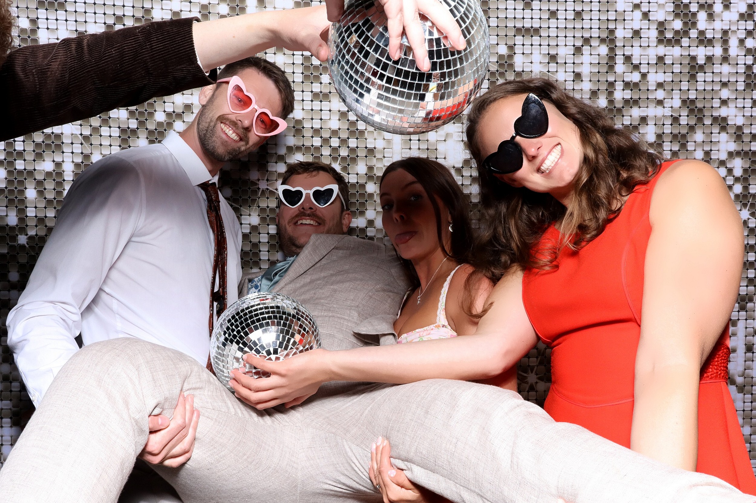 Eloise & Sam | View more photos from the event at v1.boothgallery.com/u/MooMuu-Photo-Booths/Eloise-Sam