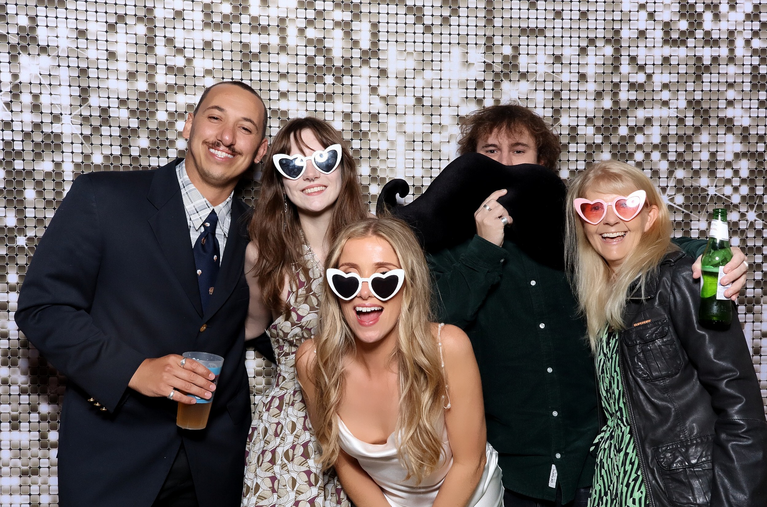 Eloise & Sam | View more photos from the event at v1.boothgallery.com/u/MooMuu-Photo-Booths/Eloise-Sam