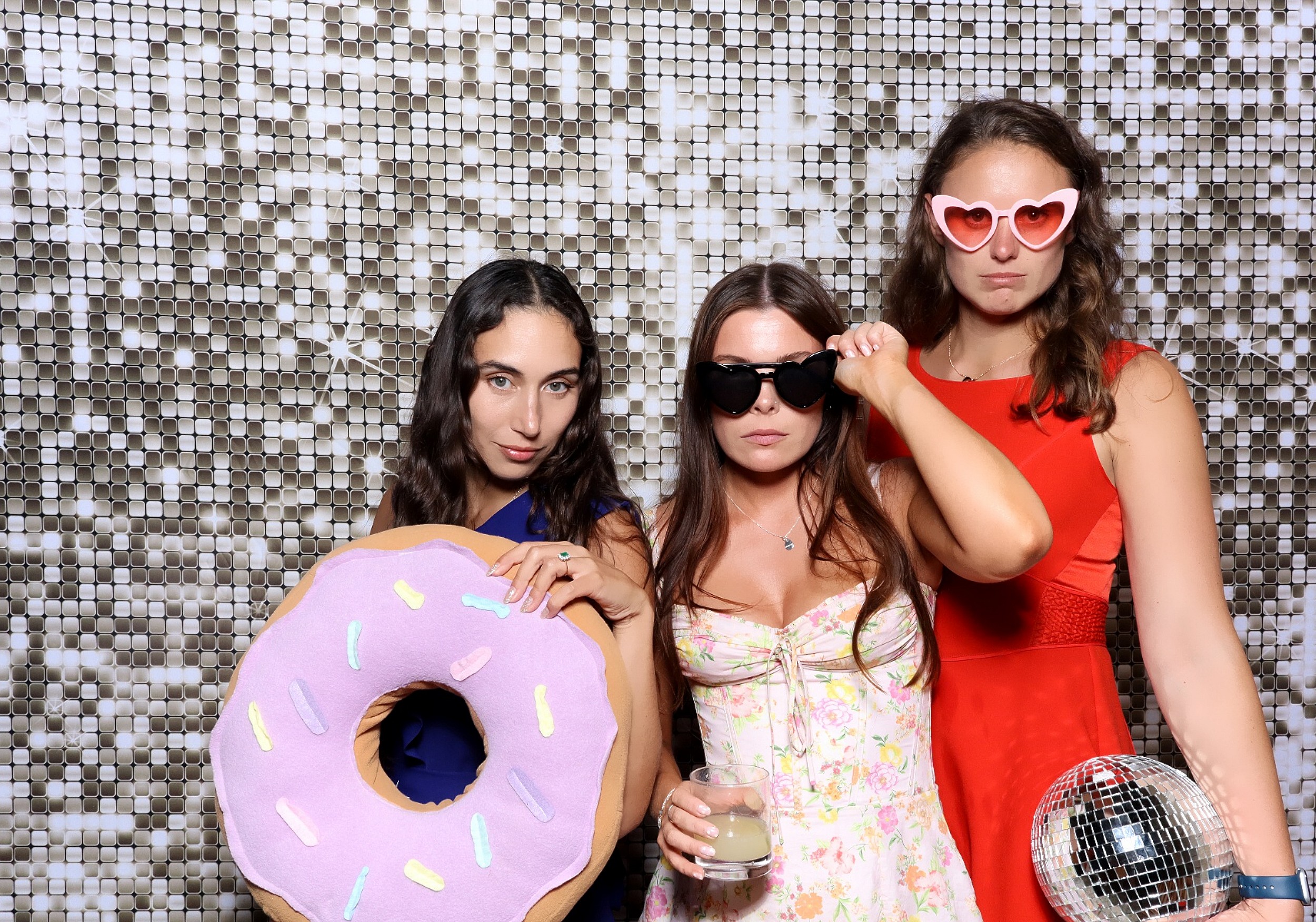 Eloise & Sam | View more photos from the event at v1.boothgallery.com/u/MooMuu-Photo-Booths/Eloise-Sam