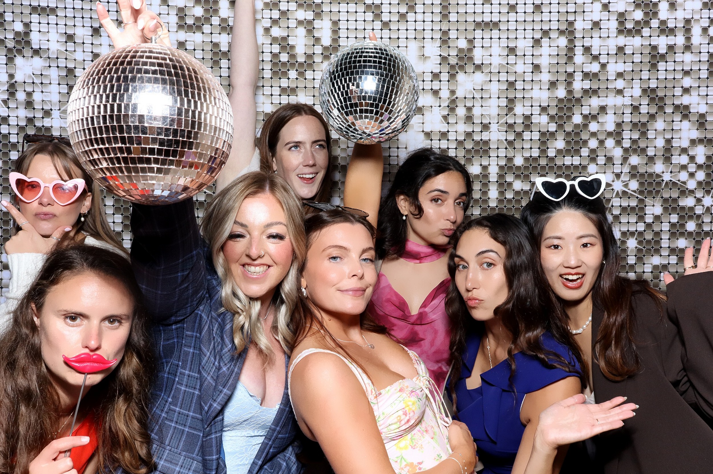 Eloise & Sam | View more photos from the event at v1.boothgallery.com/u/MooMuu-Photo-Booths/Eloise-Sam