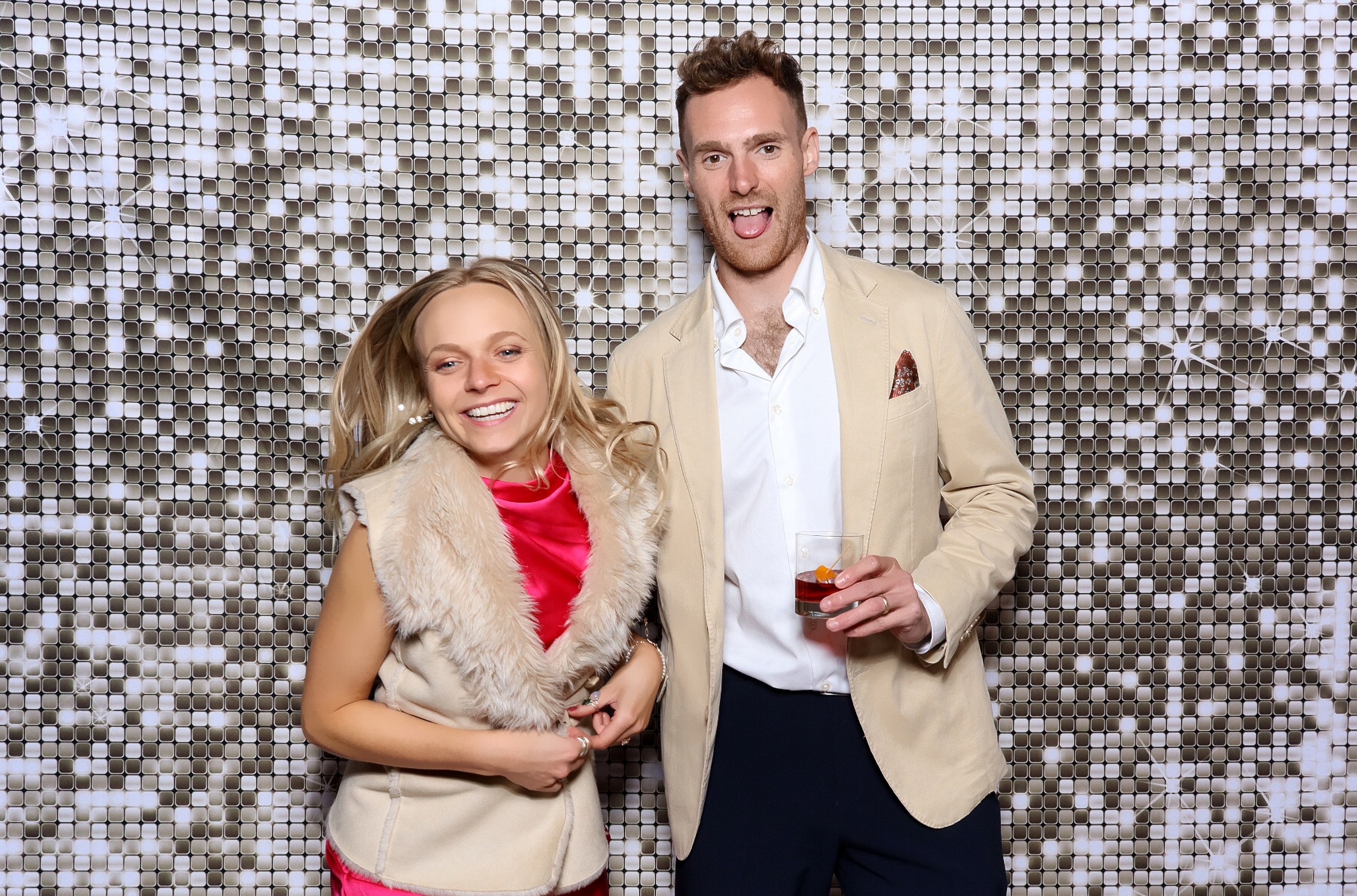 Eloise & Sam | View more photos from the event at v1.boothgallery.com/u/MooMuu-Photo-Booths/Eloise-Sam