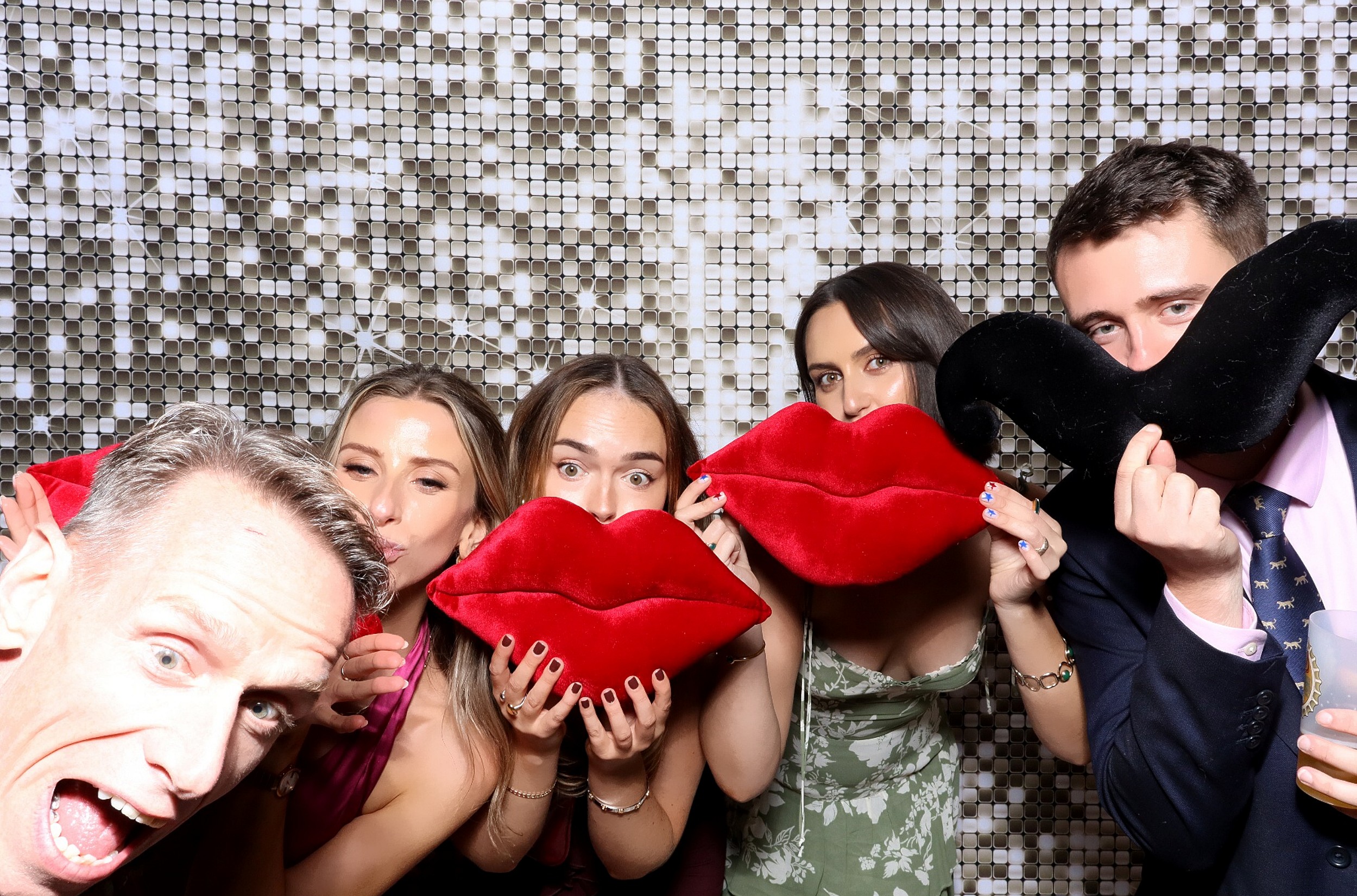 Eloise & Sam | View more photos from the event at v1.boothgallery.com/u/MooMuu-Photo-Booths/Eloise-Sam
