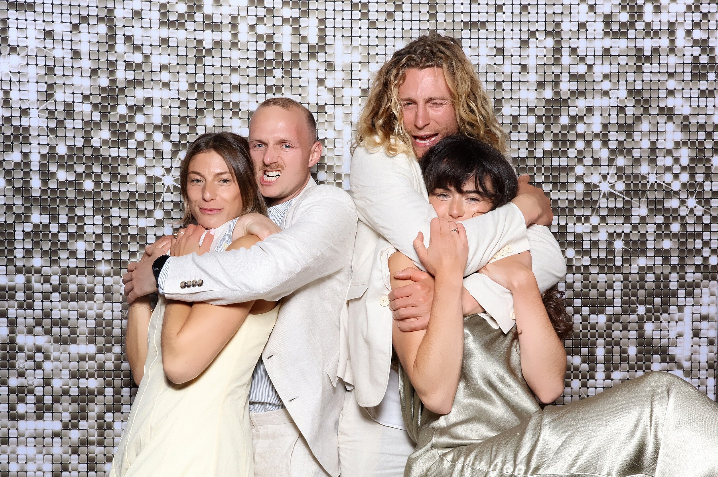Eloise & Sam | View more photos from the event at v1.boothgallery.com/u/MooMuu-Photo-Booths/Eloise-Sam
