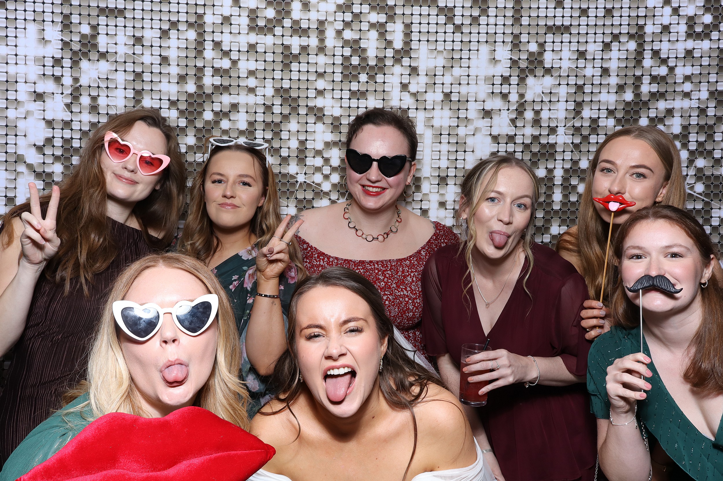 Leaha & Josh | View more photos from the event at v1.boothgallery.com/u/MooMuu-Photo-Booths/Leaha-Josh