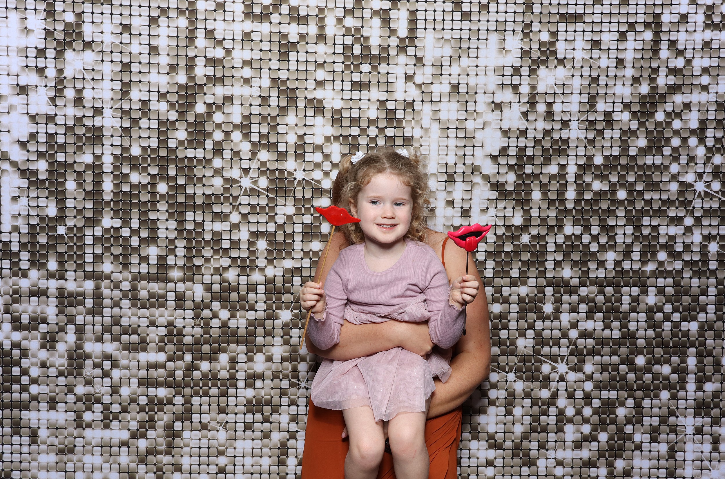 Leaha & Josh | View more photos from the event at v1.boothgallery.com/u/MooMuu-Photo-Booths/Leaha-Josh