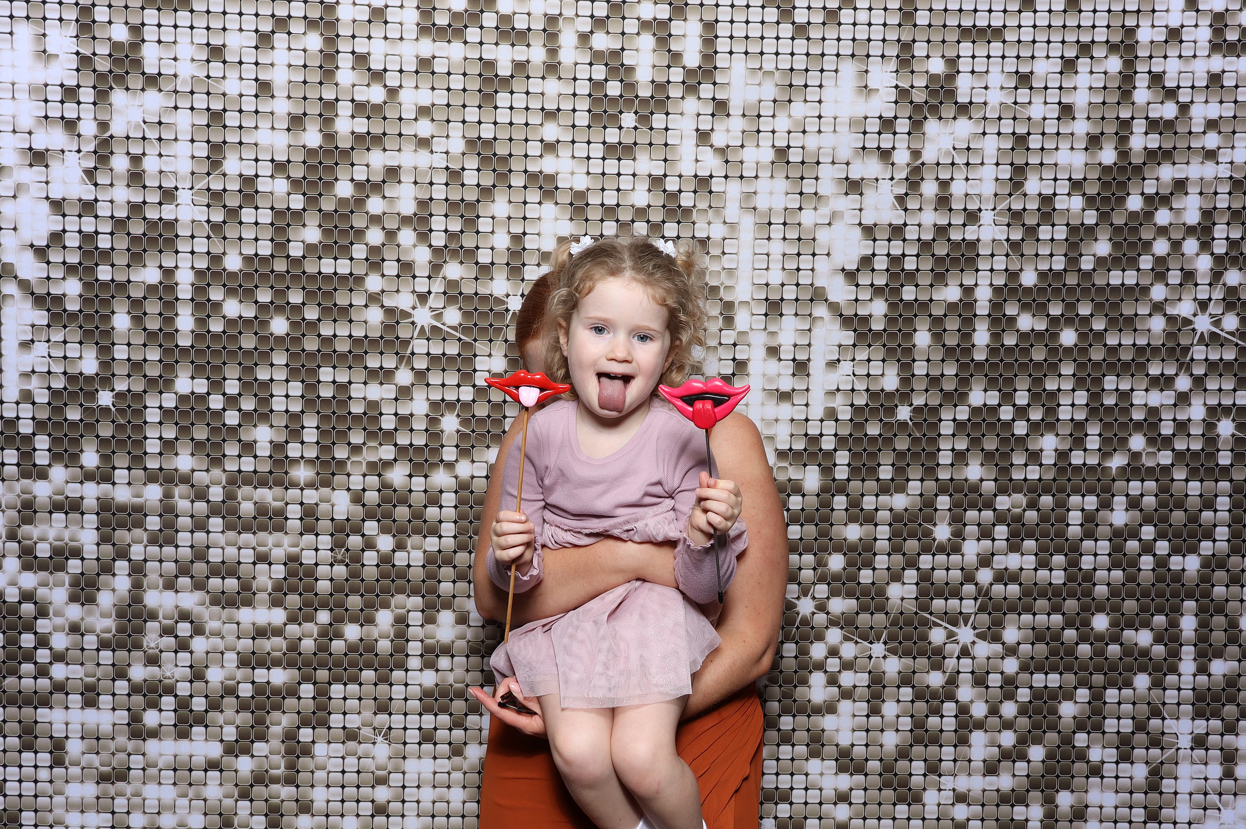 Leaha & Josh | View more photos from the event at v1.boothgallery.com/u/MooMuu-Photo-Booths/Leaha-Josh