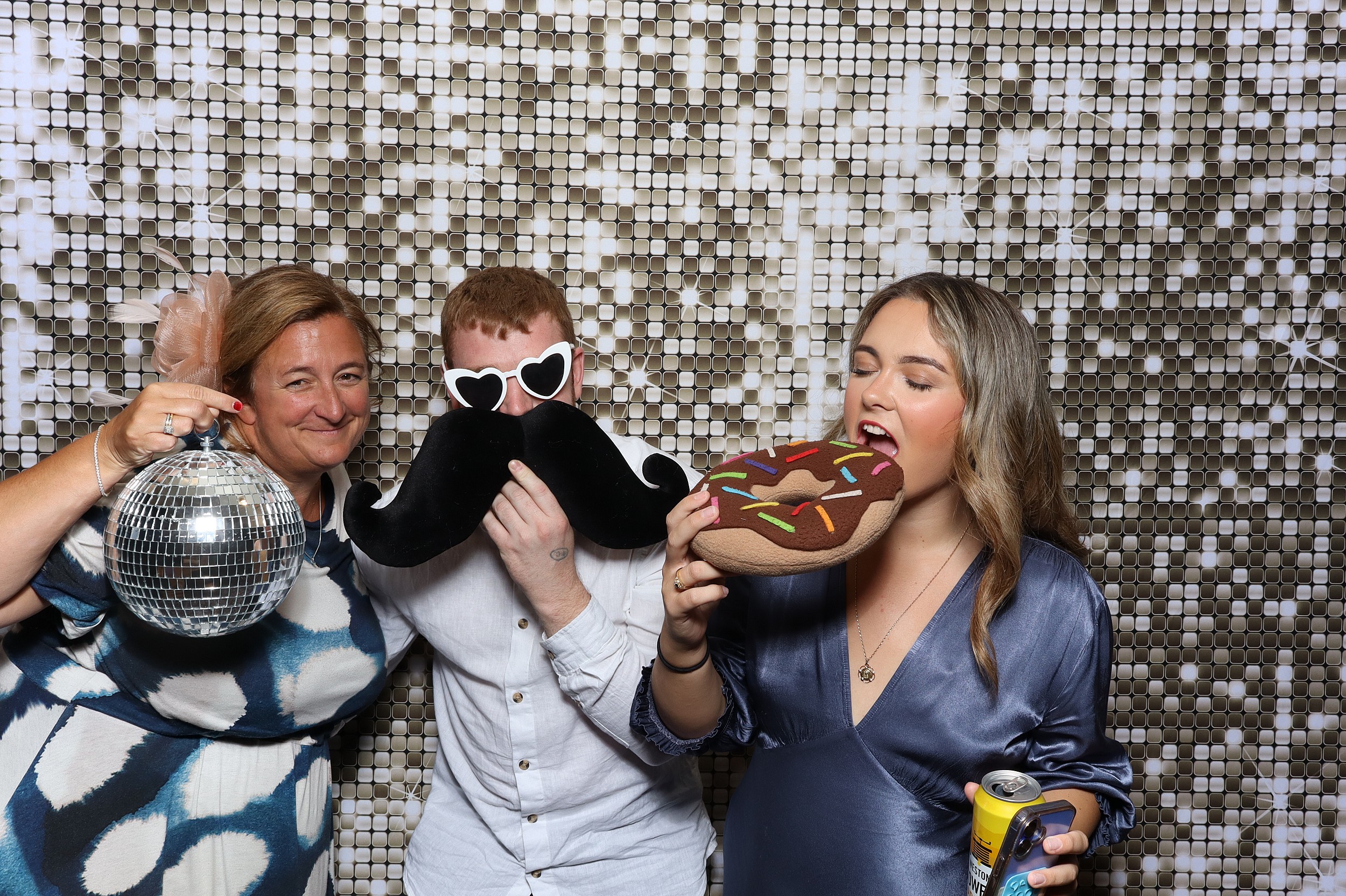 Leaha & Josh | View more photos from the event at v1.boothgallery.com/u/MooMuu-Photo-Booths/Leaha-Josh