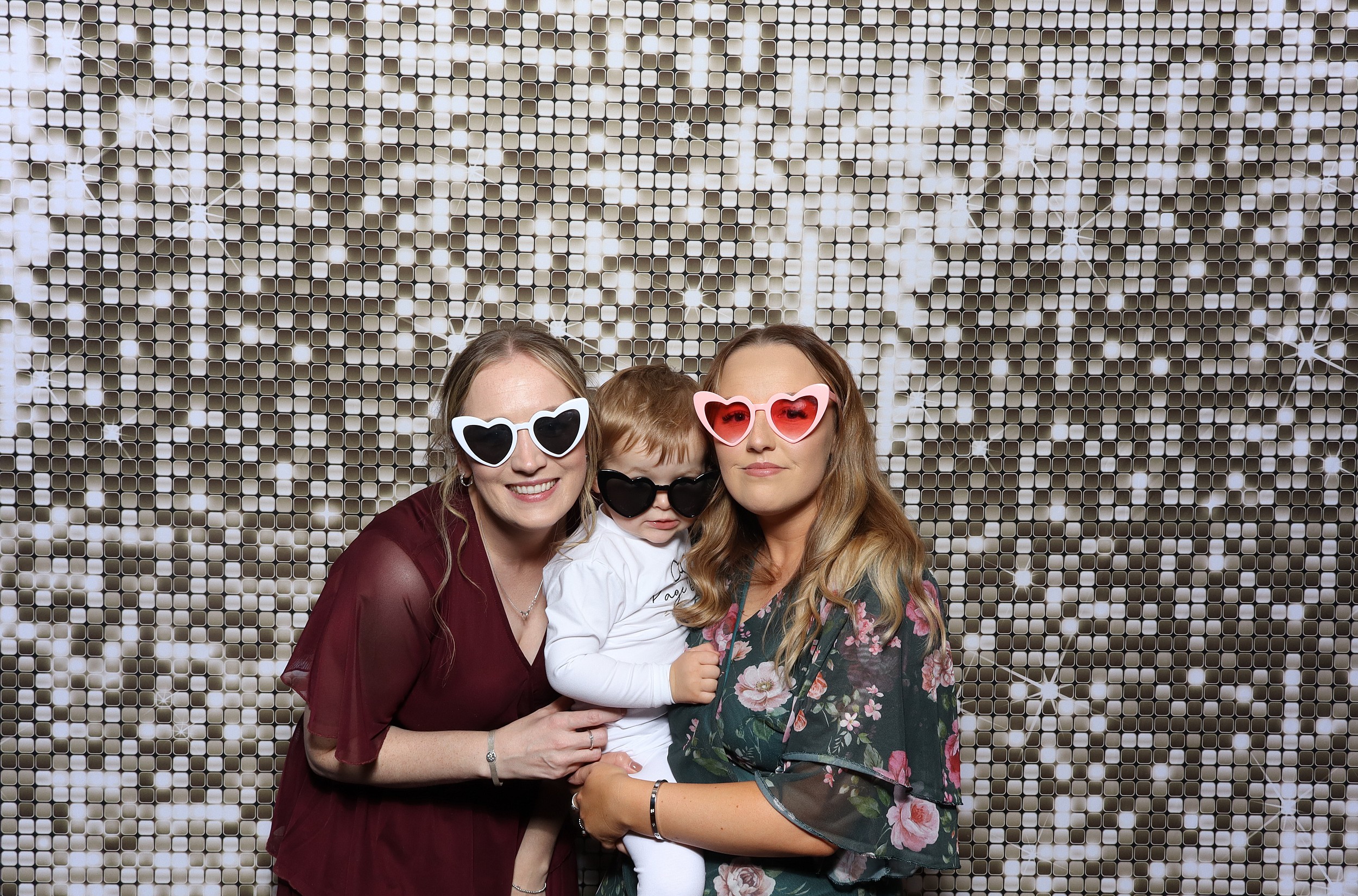 Leaha & Josh | View more photos from the event at v1.boothgallery.com/u/MooMuu-Photo-Booths/Leaha-Josh