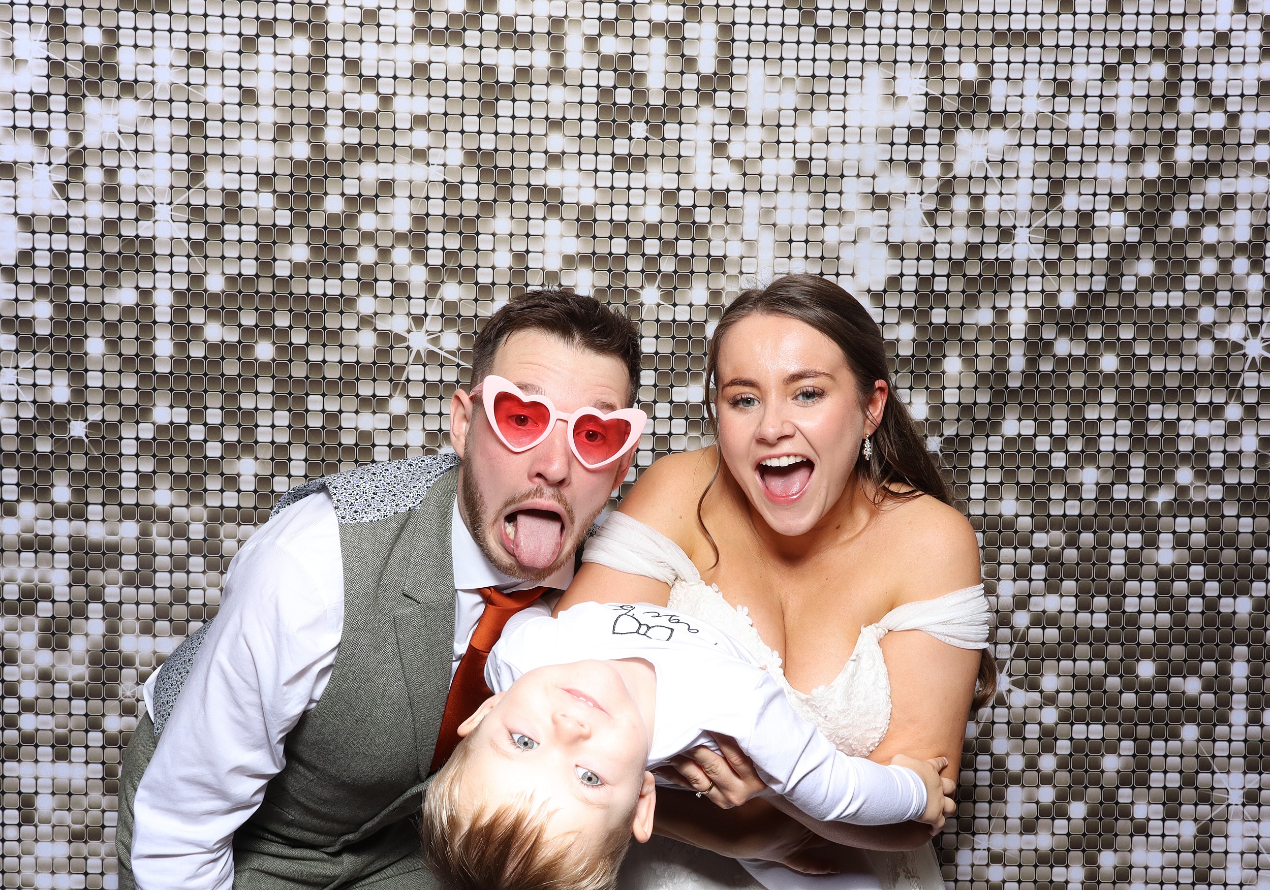 Leaha & Josh | View more photos from the event at v1.boothgallery.com/u/MooMuu-Photo-Booths/Leaha-Josh