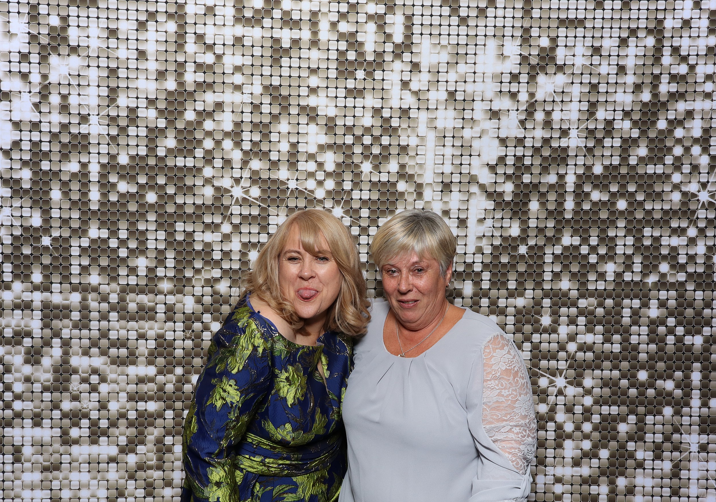 Leaha & Josh | View more photos from the event at v1.boothgallery.com/u/MooMuu-Photo-Booths/Leaha-Josh