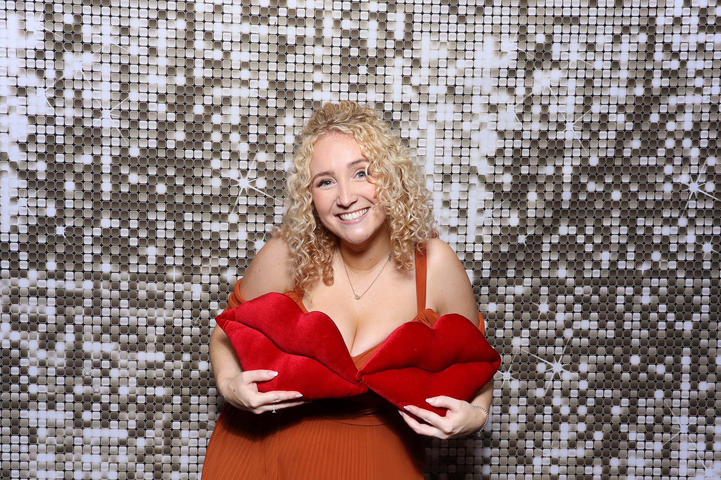 Leaha & Josh | View more photos from the event at v1.boothgallery.com/u/MooMuu-Photo-Booths/Leaha-Josh