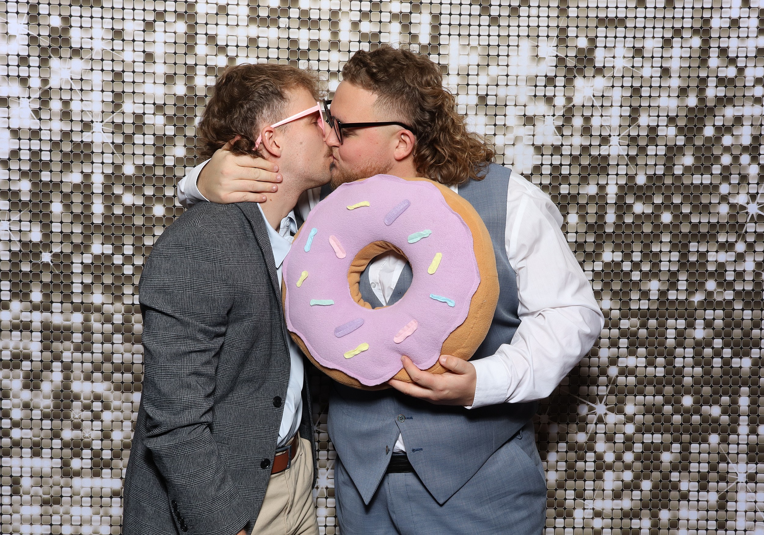 Leaha & Josh | View more photos from the event at v1.boothgallery.com/u/MooMuu-Photo-Booths/Leaha-Josh