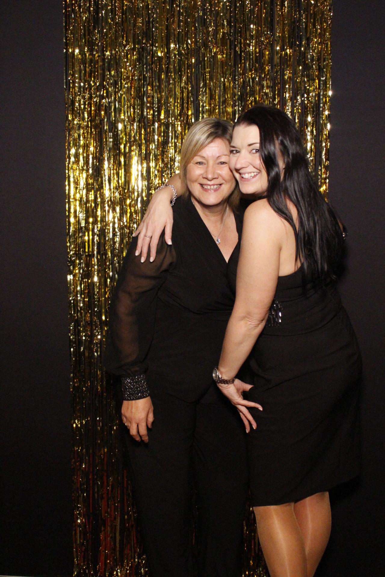 Tilney Smith & Williamson Christmas Party 2021 | View more photos from the event at gallery.myphotoboothexperience.co.uk/u/MyPhotoBoothExperienceLtd/Tilney-Smith-Williamson-Christmas-Party-2021