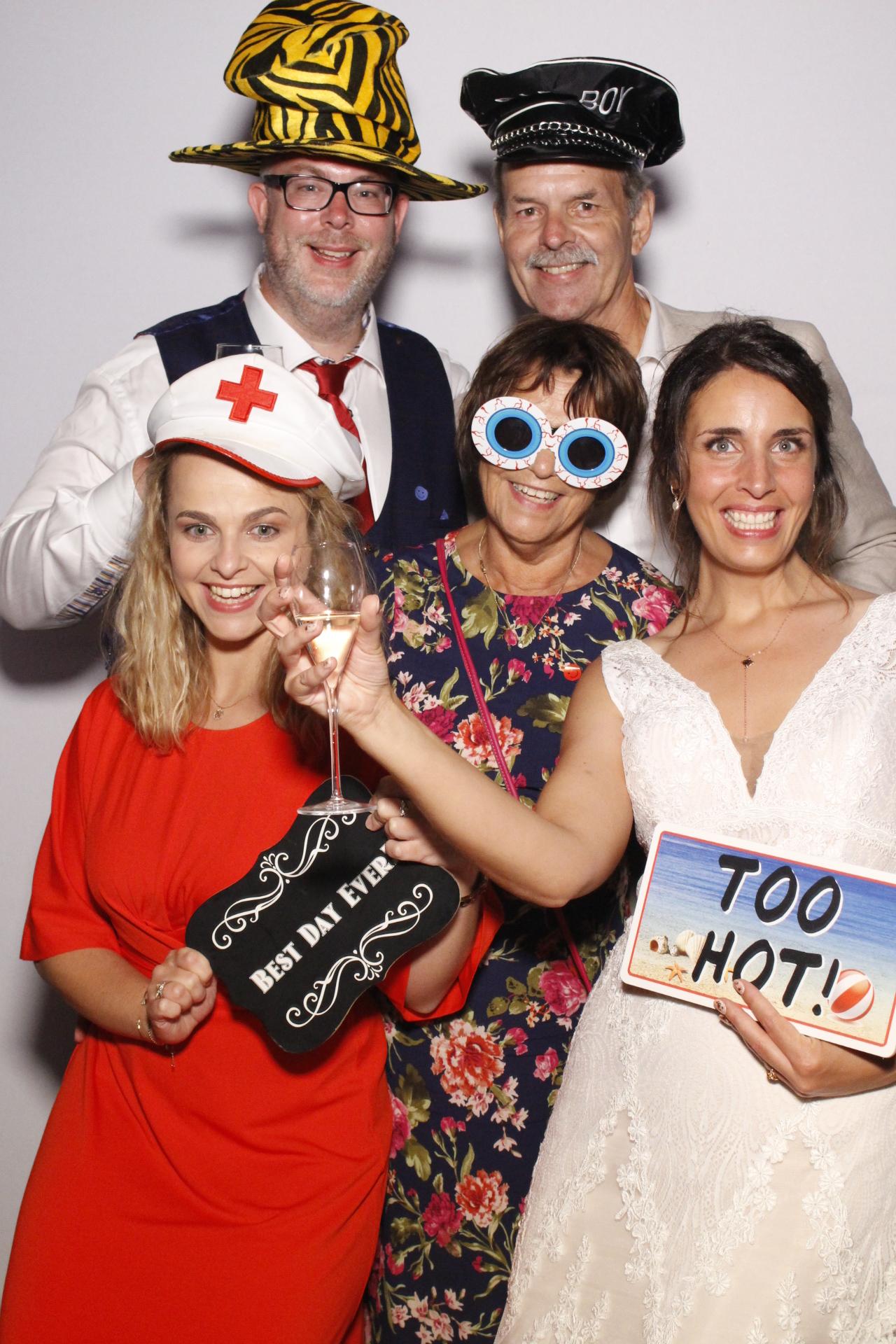 Kat & Neil's Wedding | View more photos from the event at gallery.myphotoboothexperience.co.uk/u/MyPhotoBoothExperienceLtd/Kat-Neils-Wedding