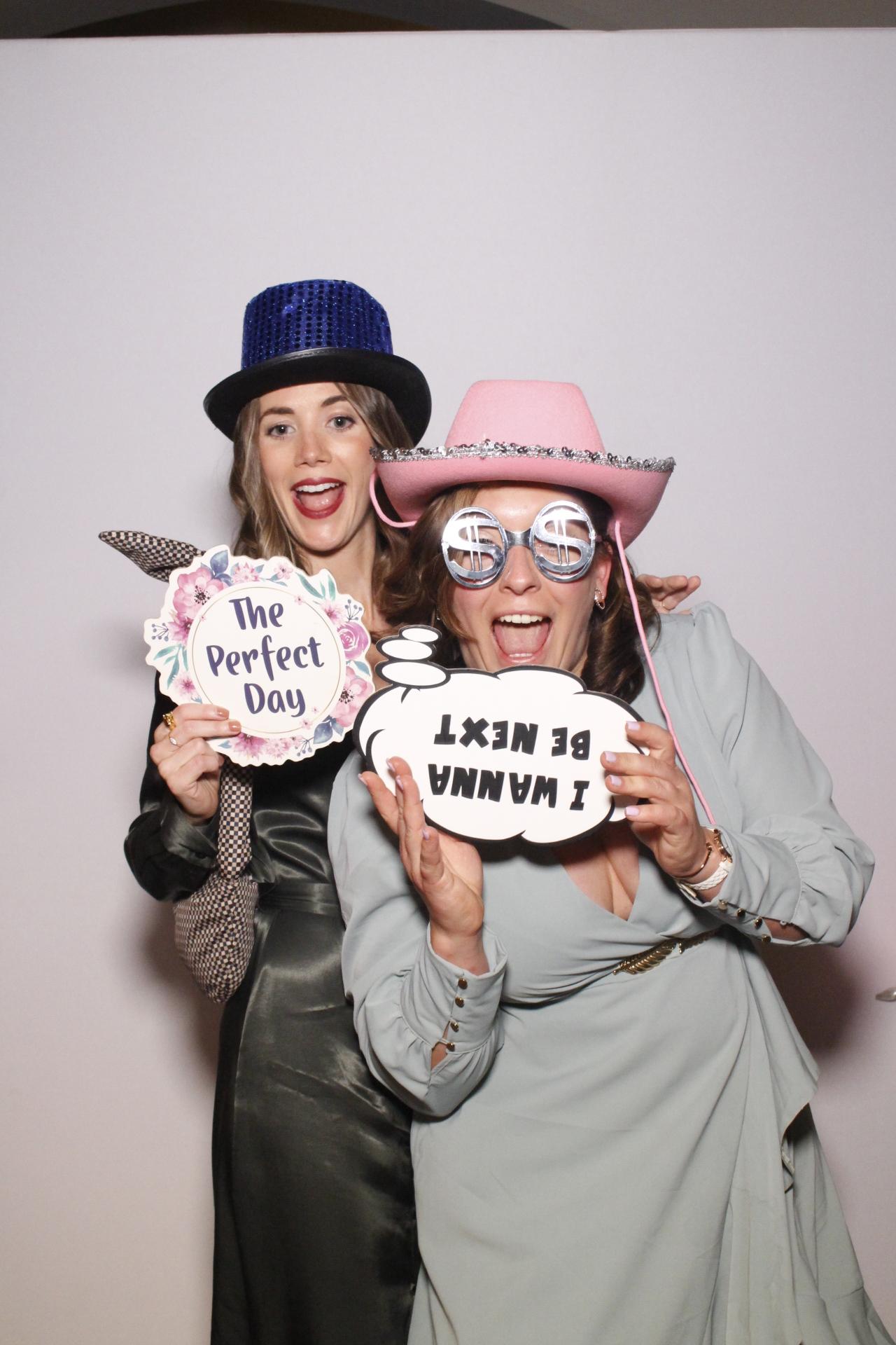 Lauren & Perry's Wedding  | View more photos from the event at gallery.myphotoboothexperience.co.uk/u/MyPhotoBoothExperienceLtd/Lauren-Perrys-Wedding