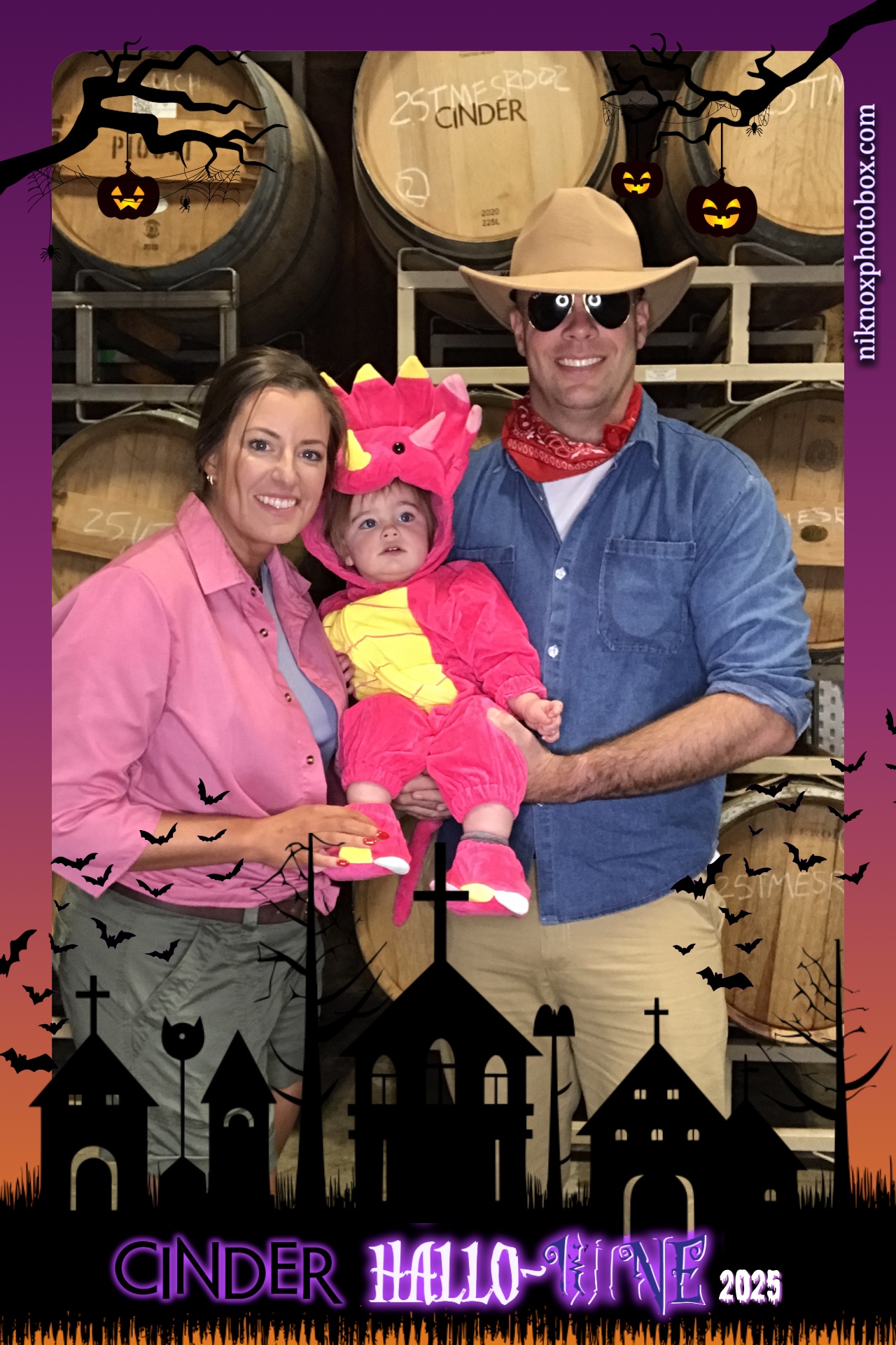 Cinder Hall-o-wine 2025 | View more photos from the event at gallery.niknoxphotobox.com/u/NiKnox-Photo-Box/Cinder-Hall-o-wine-2025