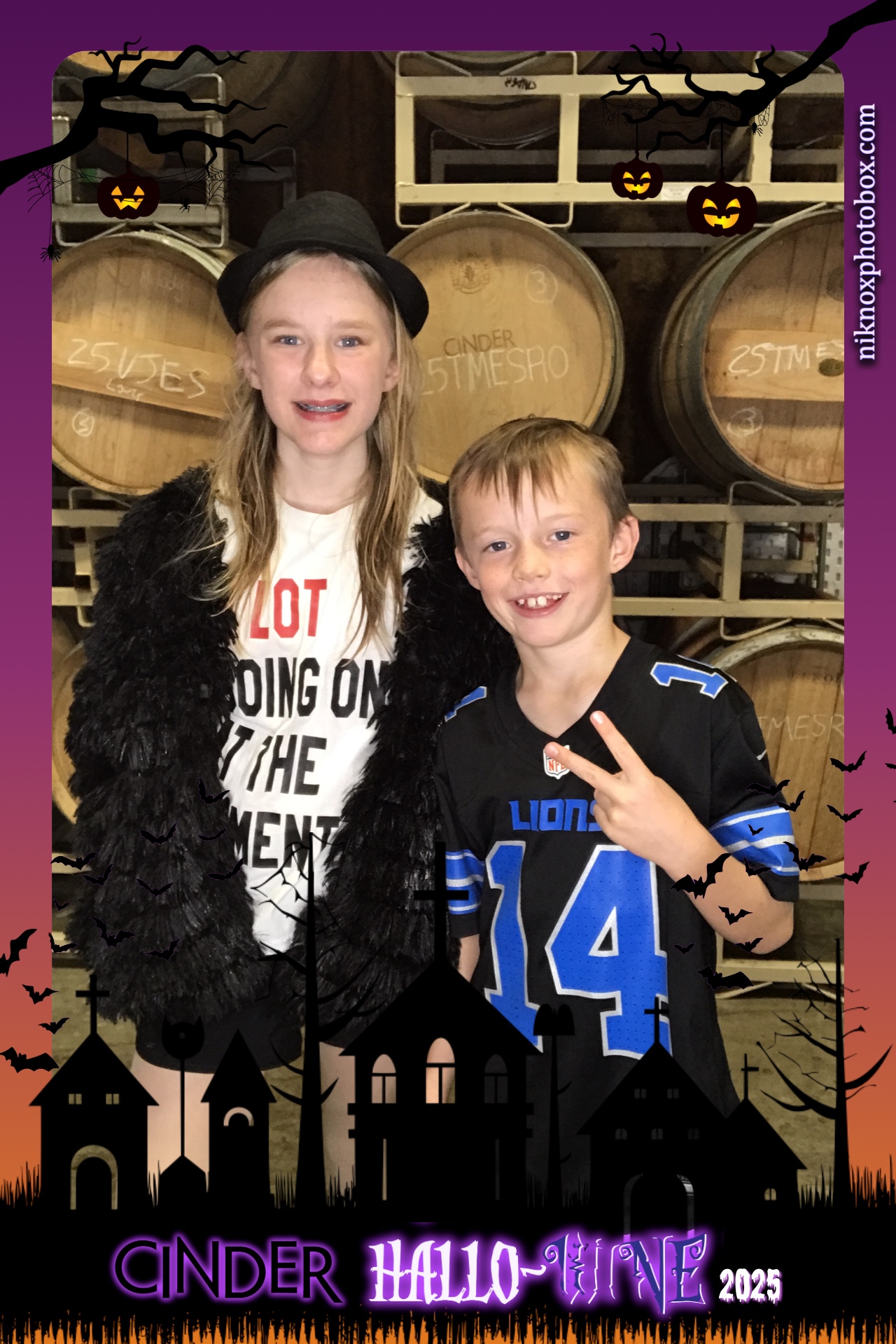 Cinder Hall-o-wine 2025 | View more photos from the event at gallery.niknoxphotobox.com/u/NiKnox-Photo-Box/Cinder-Hall-o-wine-2025