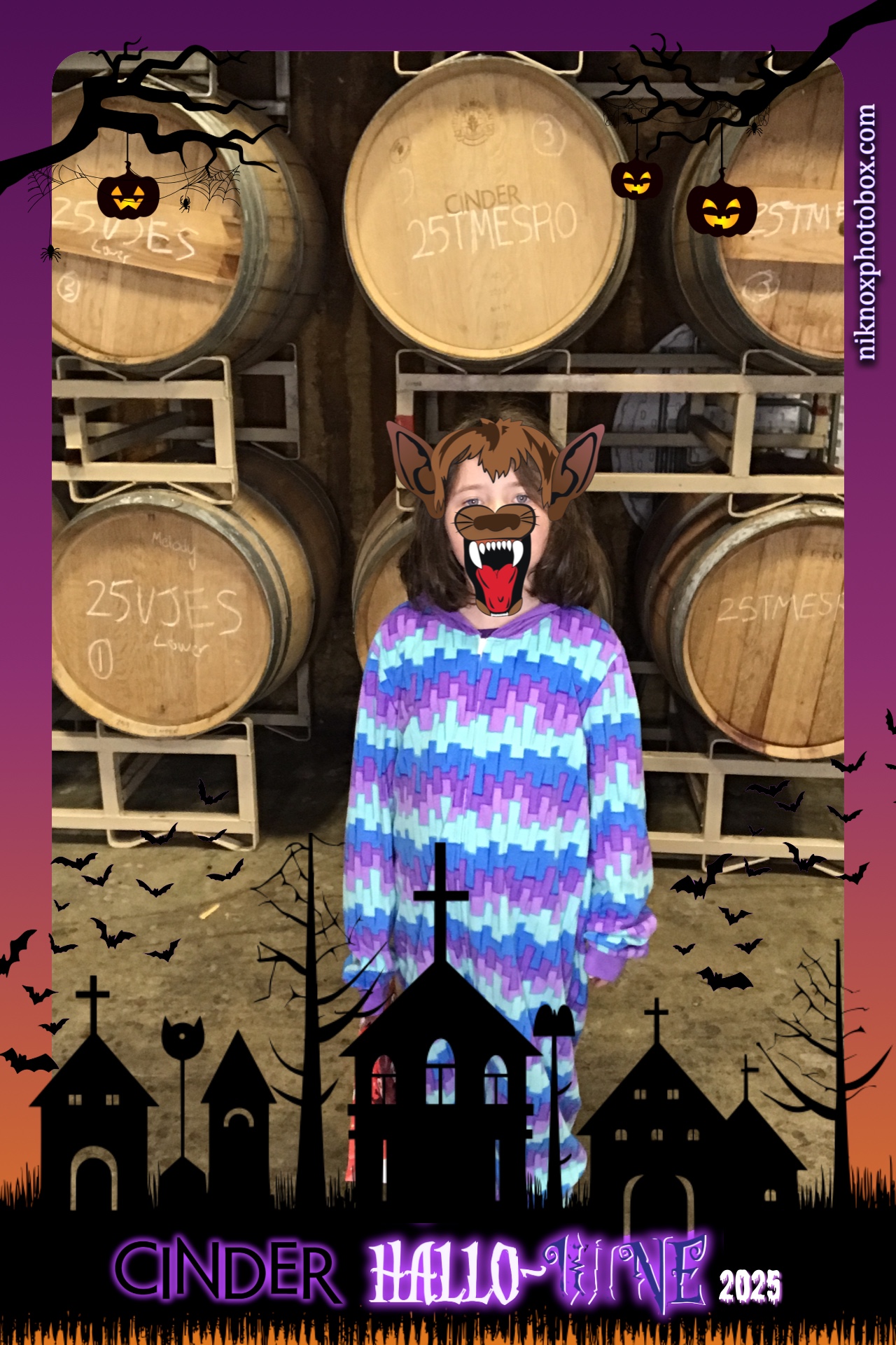 Cinder Hall-o-wine 2025 | View more photos from the event at gallery.niknoxphotobox.com/u/NiKnox-Photo-Box/Cinder-Hall-o-wine-2025