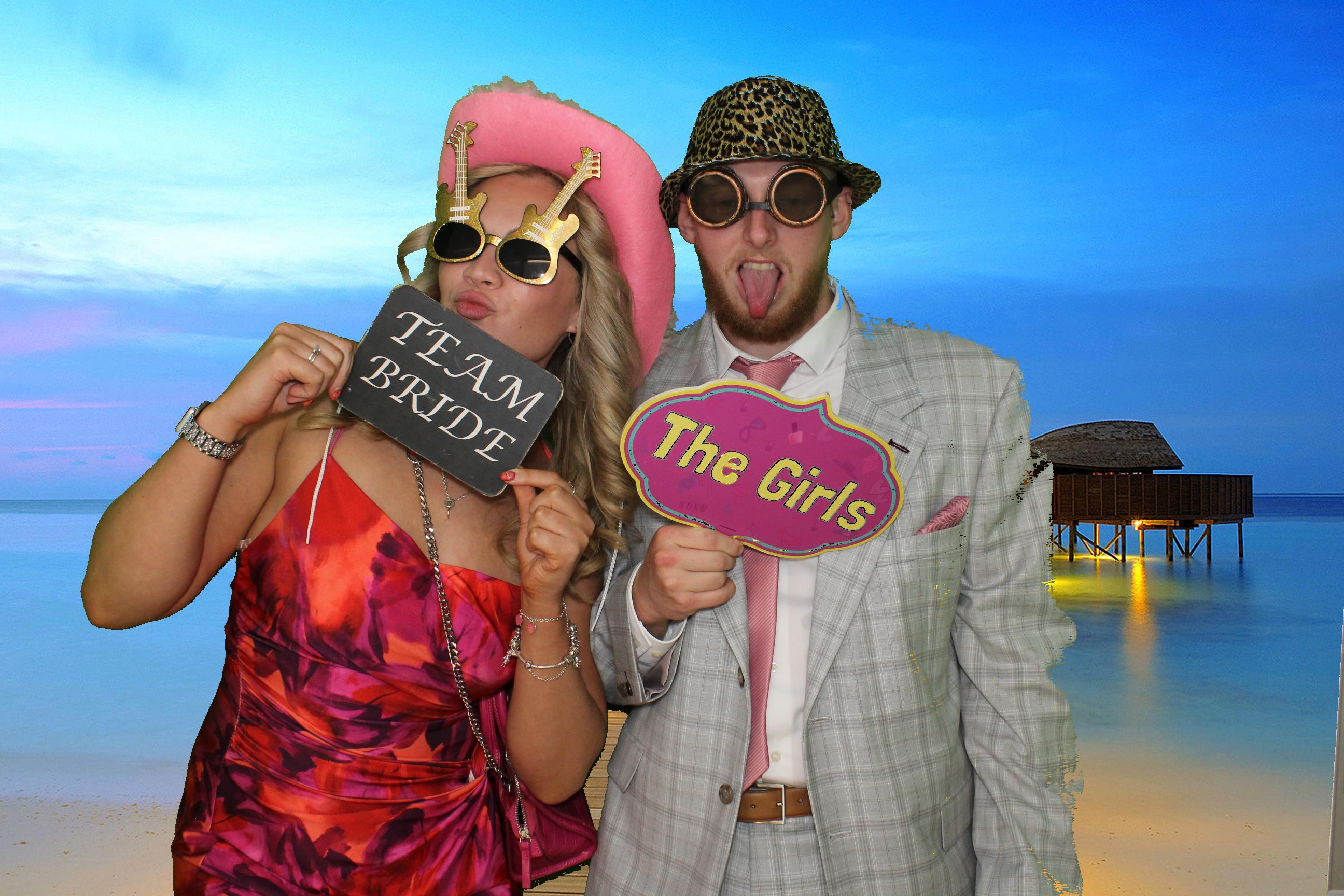 Bethany & Daniel | View more photos from the event at gallery.omegaphotobooths.co.uk/u/Omega-Photobooths/Bethany-Daniel