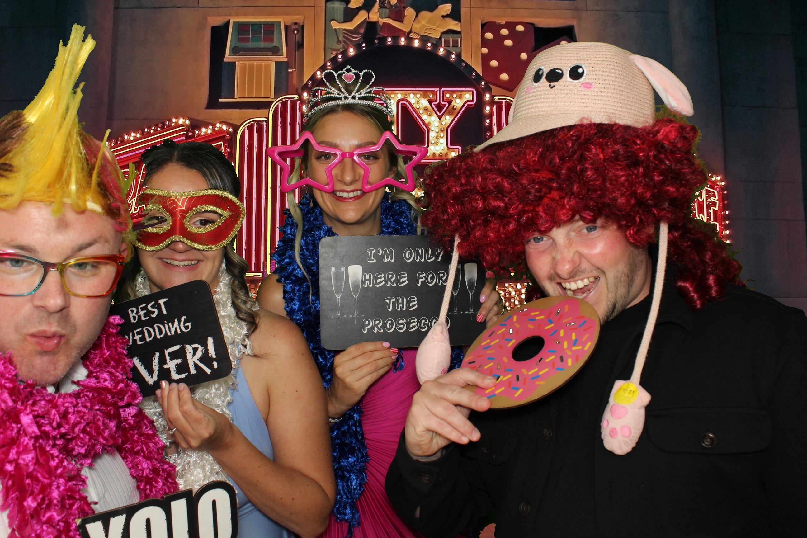 Bethany & Daniel | View more photos from the event at gallery.omegaphotobooths.co.uk/u/Omega-Photobooths/Bethany-Daniel