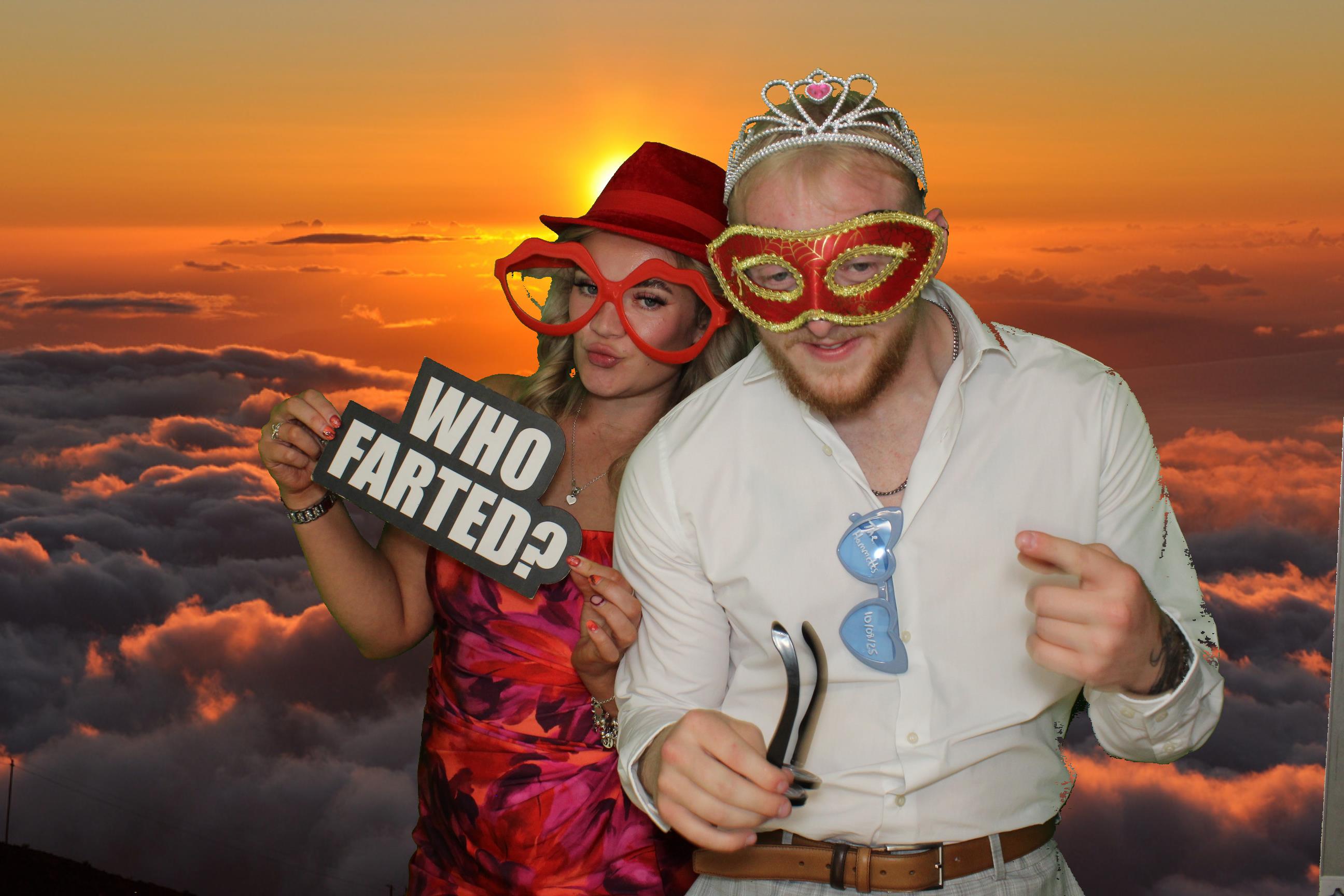 Bethany & Daniel | View more photos from the event at gallery.omegaphotobooths.co.uk/u/Omega-Photobooths/Bethany-Daniel