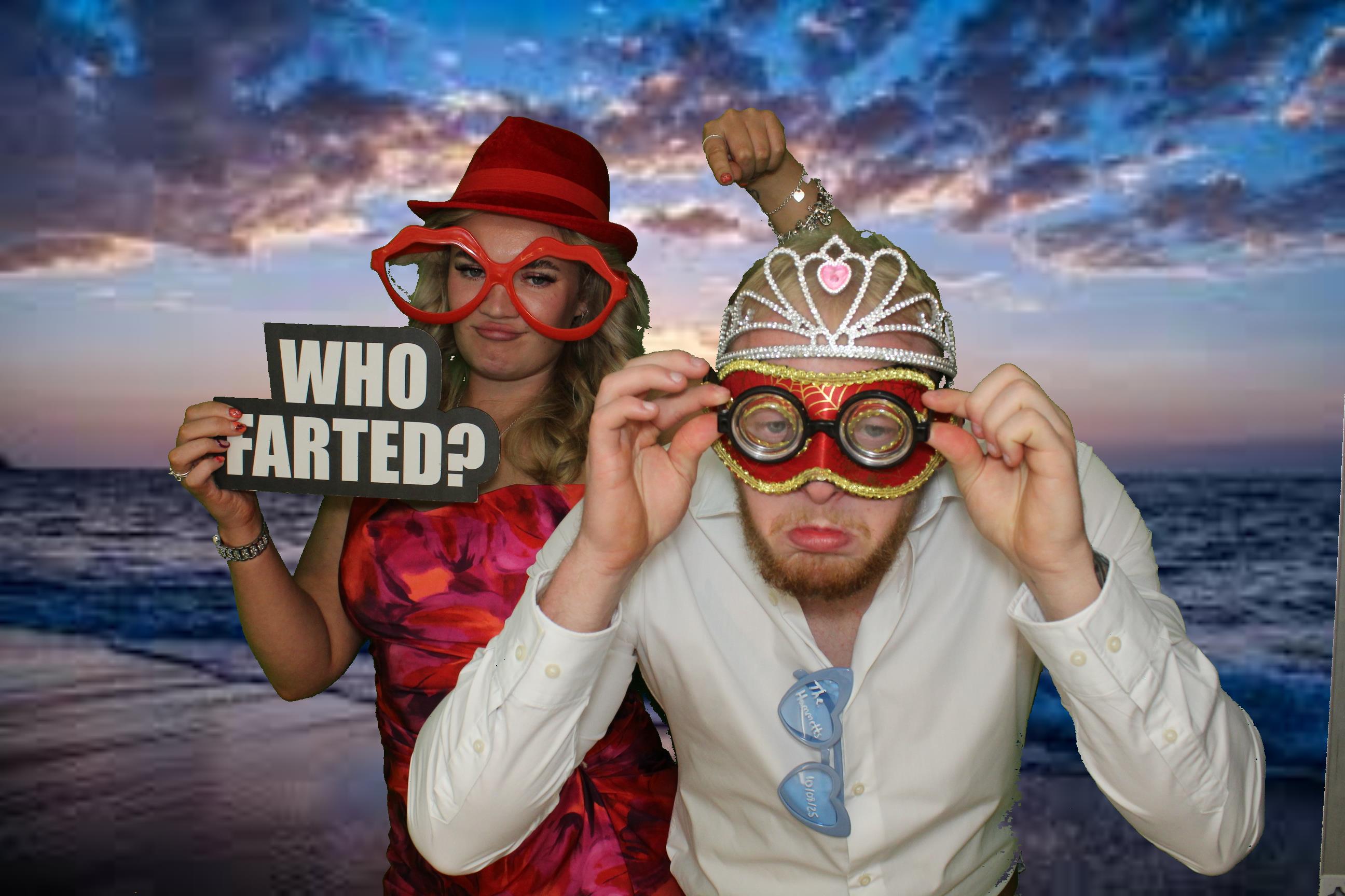 Bethany & Daniel | View more photos from the event at gallery.omegaphotobooths.co.uk/u/Omega-Photobooths/Bethany-Daniel