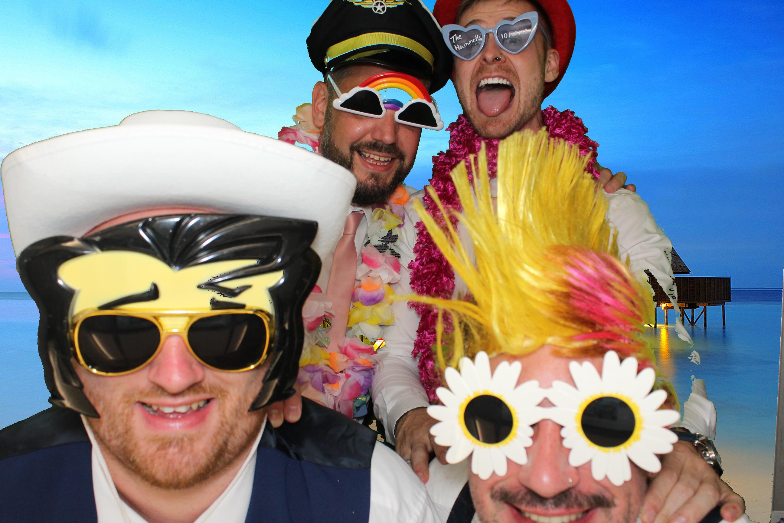 Bethany & Daniel | View more photos from the event at gallery.omegaphotobooths.co.uk/u/Omega-Photobooths/Bethany-Daniel