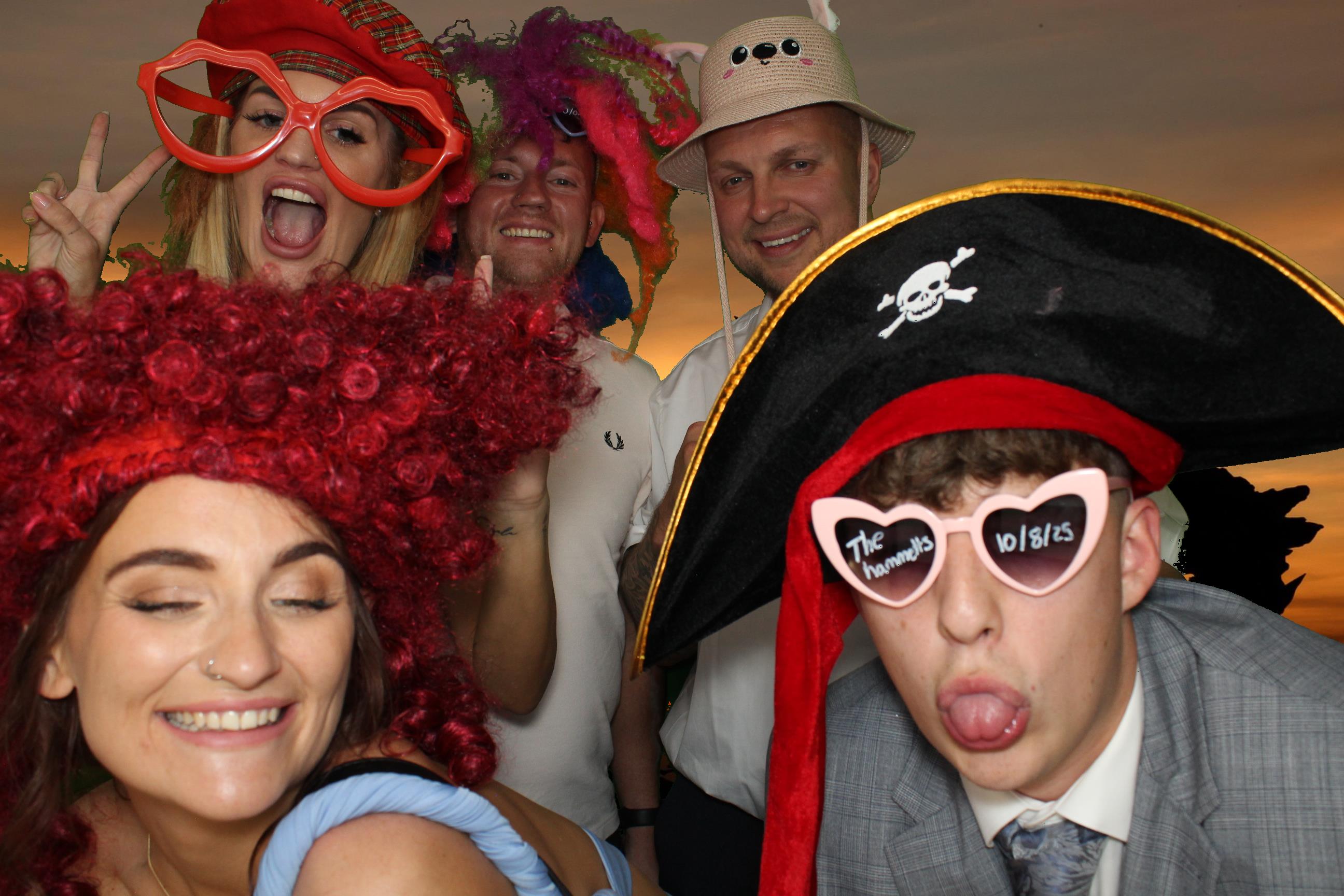 Bethany & Daniel | View more photos from the event at gallery.omegaphotobooths.co.uk/u/Omega-Photobooths/Bethany-Daniel