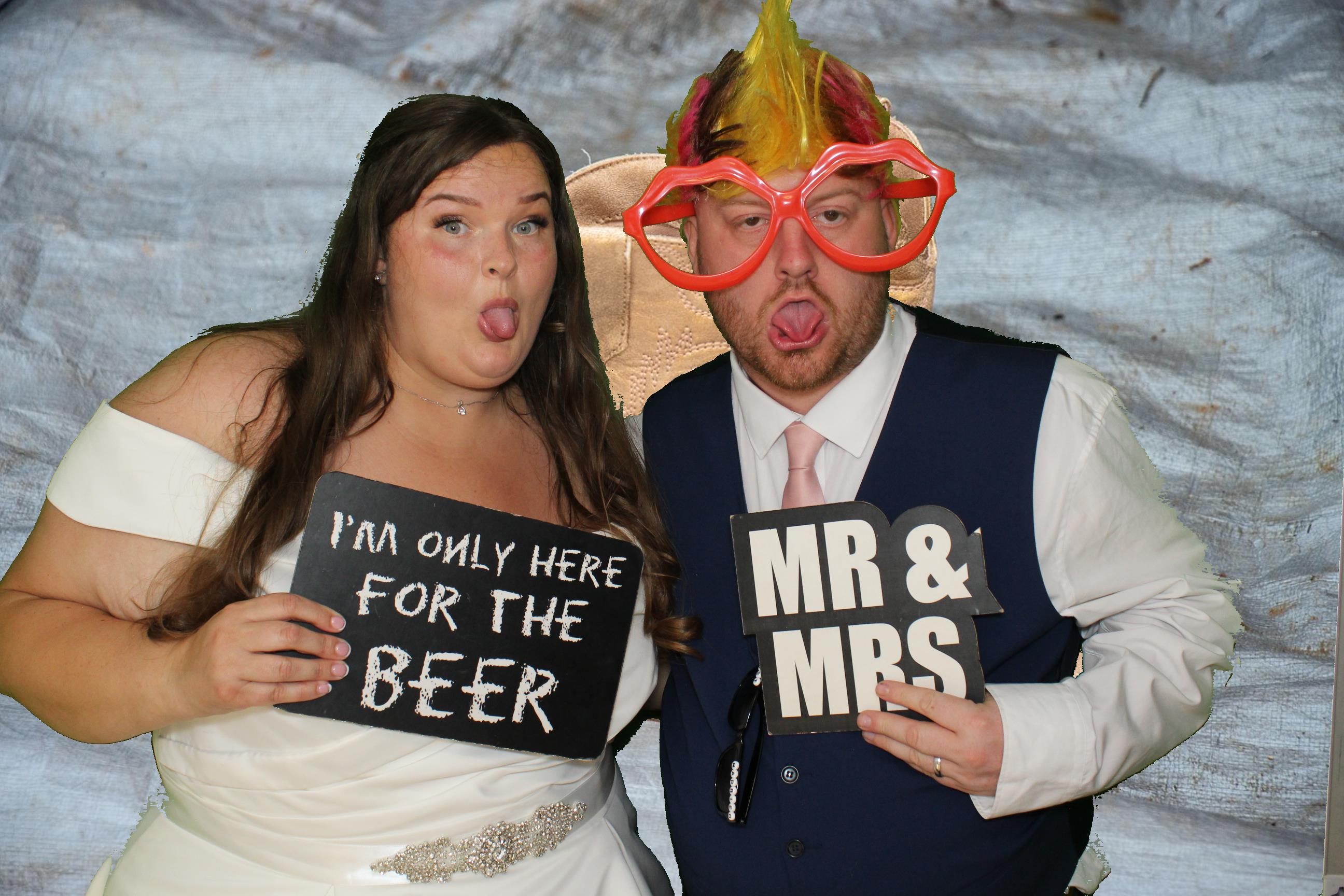 Bethany & Daniel | View more photos from the event at gallery.omegaphotobooths.co.uk/u/Omega-Photobooths/Bethany-Daniel