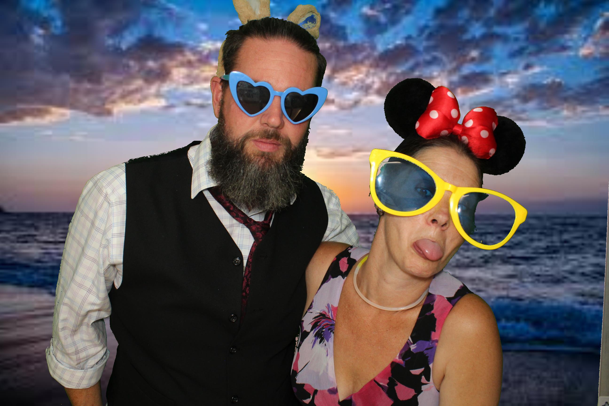 Bethany & Daniel | View more photos from the event at gallery.omegaphotobooths.co.uk/u/Omega-Photobooths/Bethany-Daniel