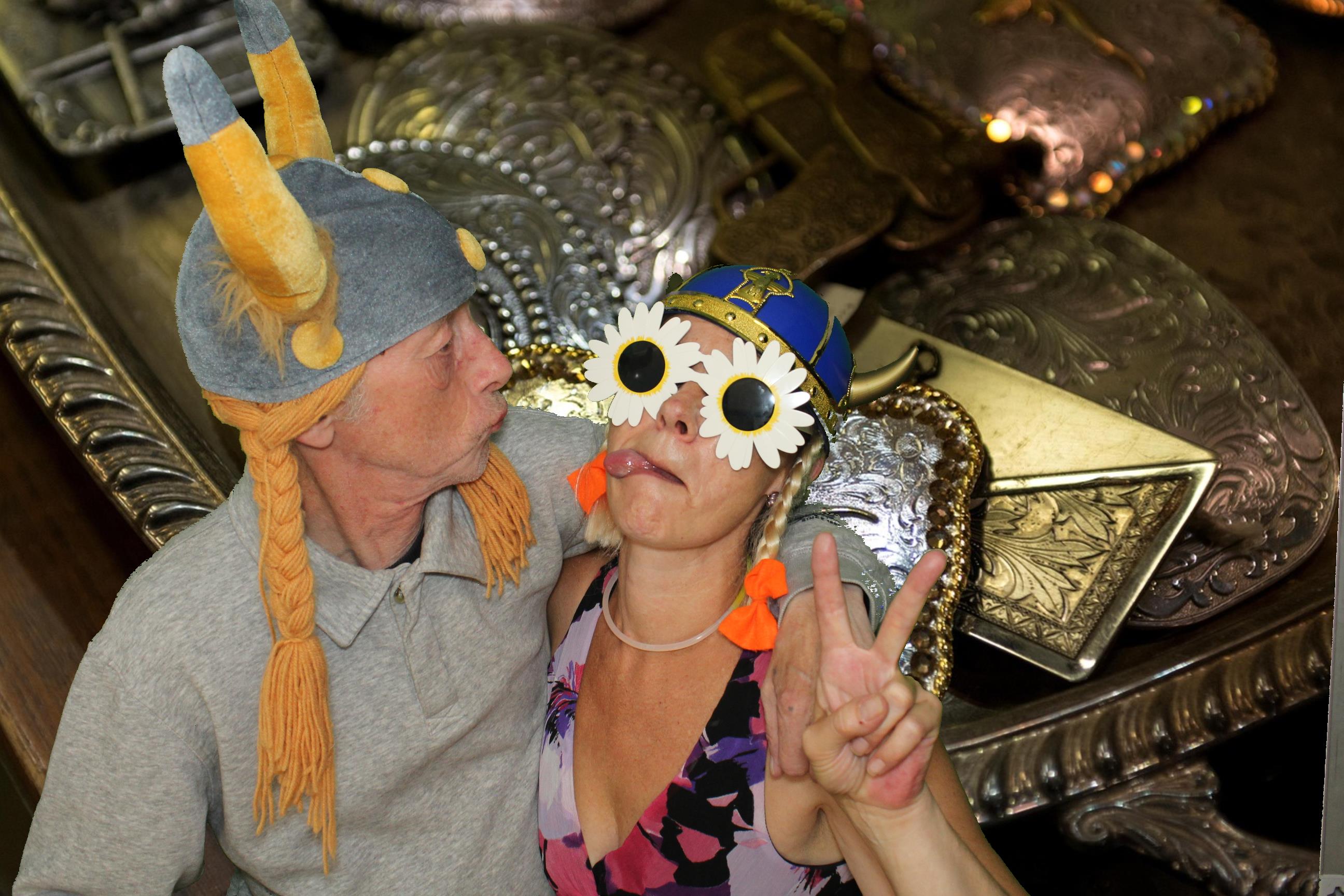 Bethany & Daniel | View more photos from the event at gallery.omegaphotobooths.co.uk/u/Omega-Photobooths/Bethany-Daniel