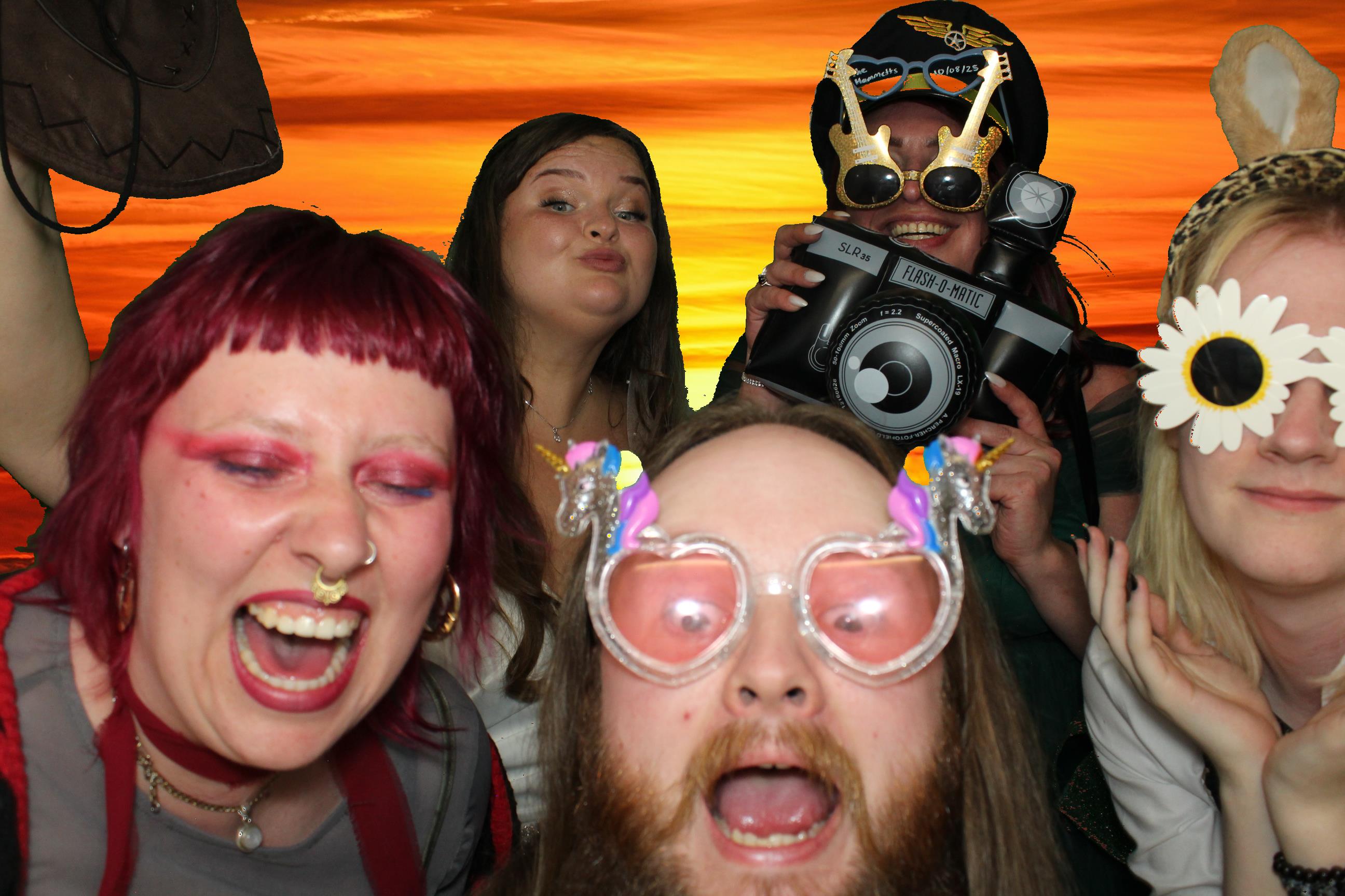 Bethany & Daniel | View more photos from the event at gallery.omegaphotobooths.co.uk/u/Omega-Photobooths/Bethany-Daniel