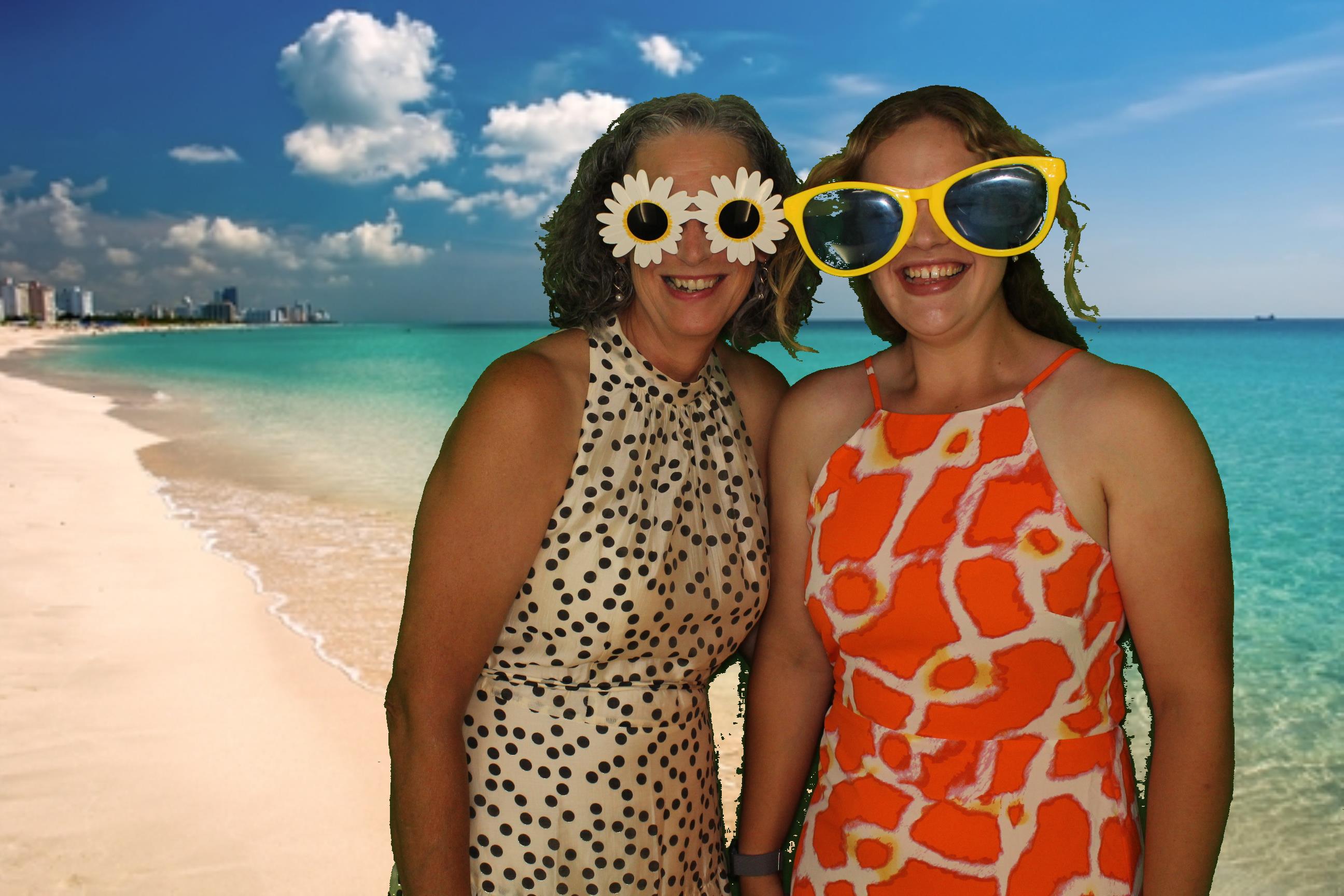 Danny & Laura's Wedding | View more photos from the event at gallery.omegaphotobooths.co.uk/u/Omega-Photobooths/Danny-Lauras-Wedding