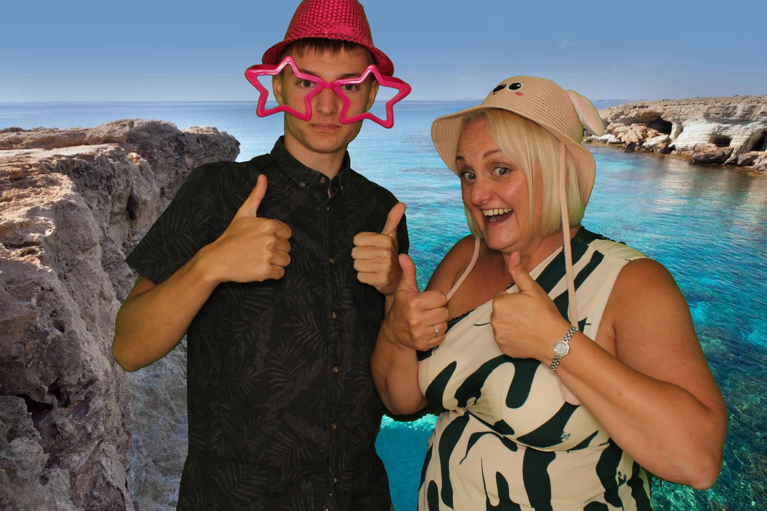 Danny & Laura's Wedding | View more photos from the event at gallery.omegaphotobooths.co.uk/u/Omega-Photobooths/Danny-Lauras-Wedding